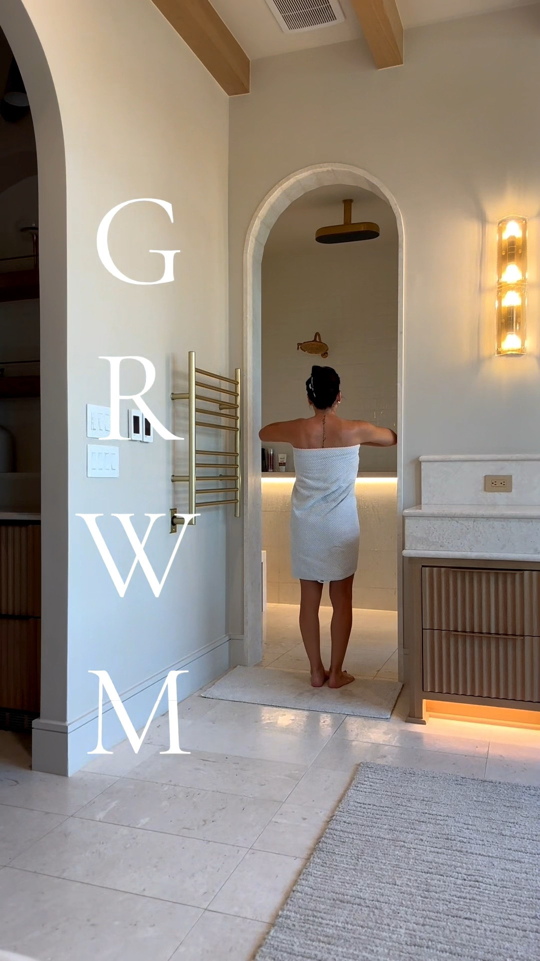 Get ready with me quick for girls’ dinner ❤️ #grwm #girlsdinner #winteroutfit #getreadywithme #getreadywithmeroutine 

#LTKgrwm #LTKdayinmylife #LTKselfcare