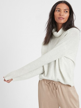 Related CategoriesSpring SweatersCardigansSweater Tanks & Tops100% Cashmere SweatersV-Neck Sweate... | Banana Republic (US)