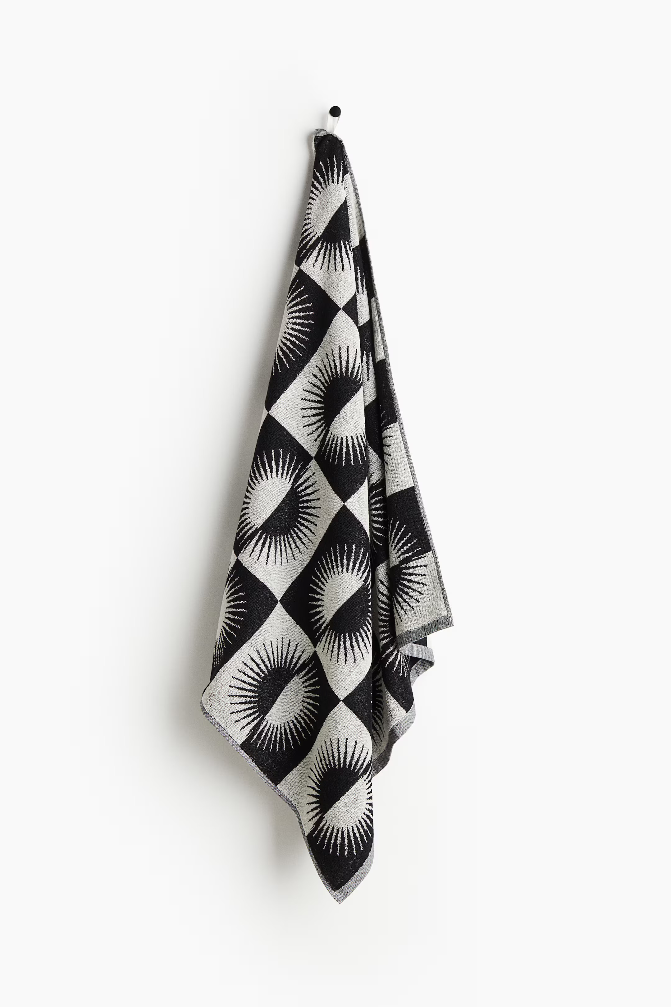 Patterned Beach Towel | H&M (US + CA)