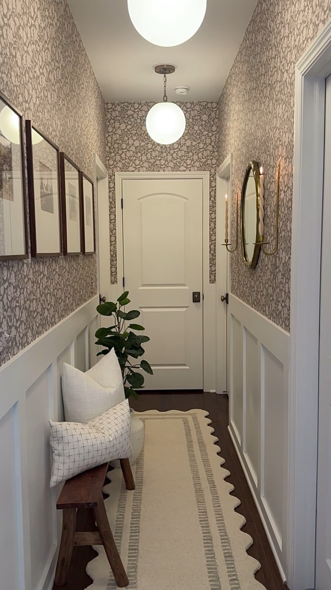 Hallway makeover. 🤍 Wallpaper from Claret + Key. 