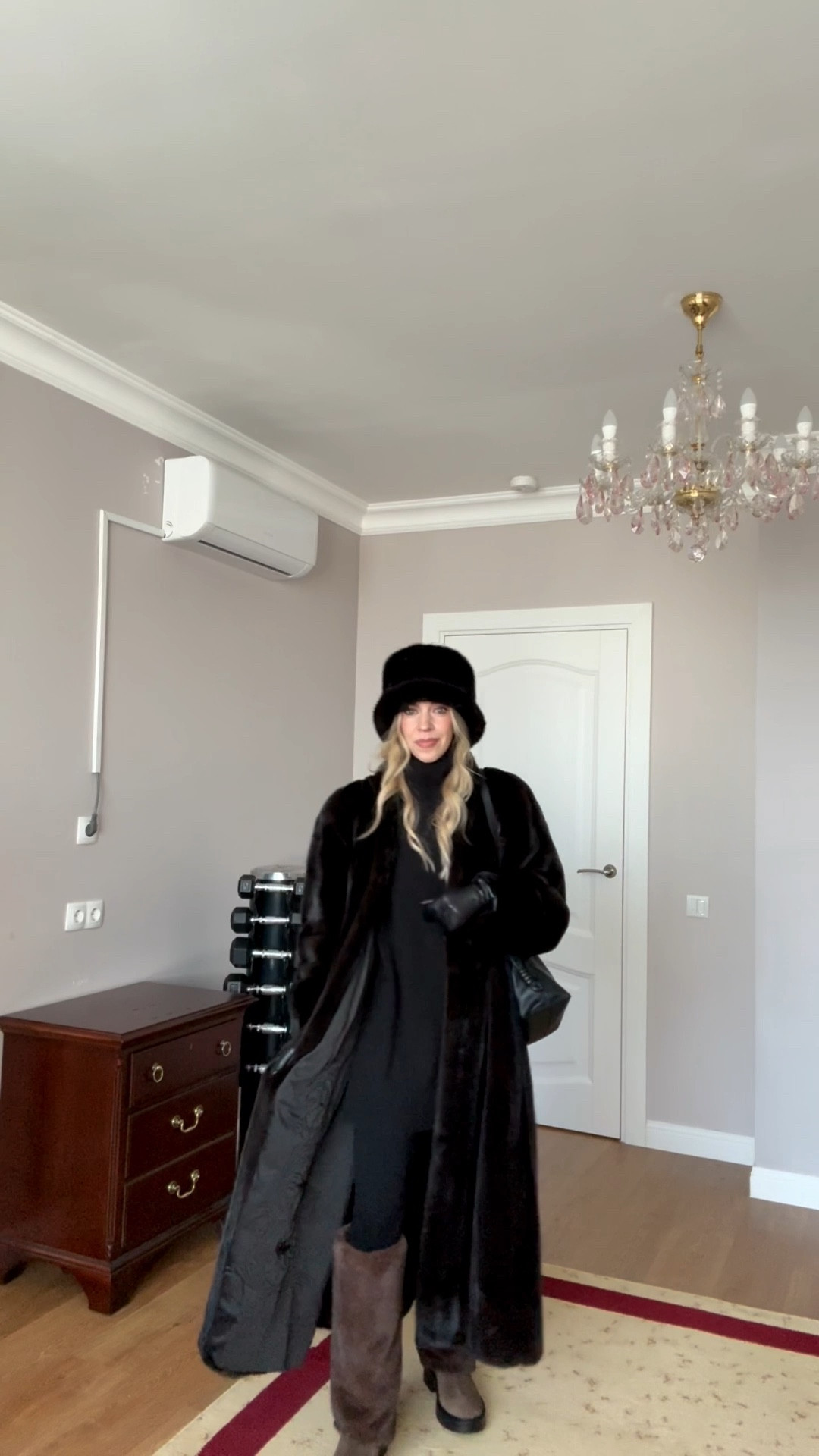 Zara boots on sale 30% off right now!

Winter ootd, vintage fur coat, fur bucket hat, all black outfit with leggings and boots 

#LTKSaleAlert #LTKootd #LTKFindsUnder100