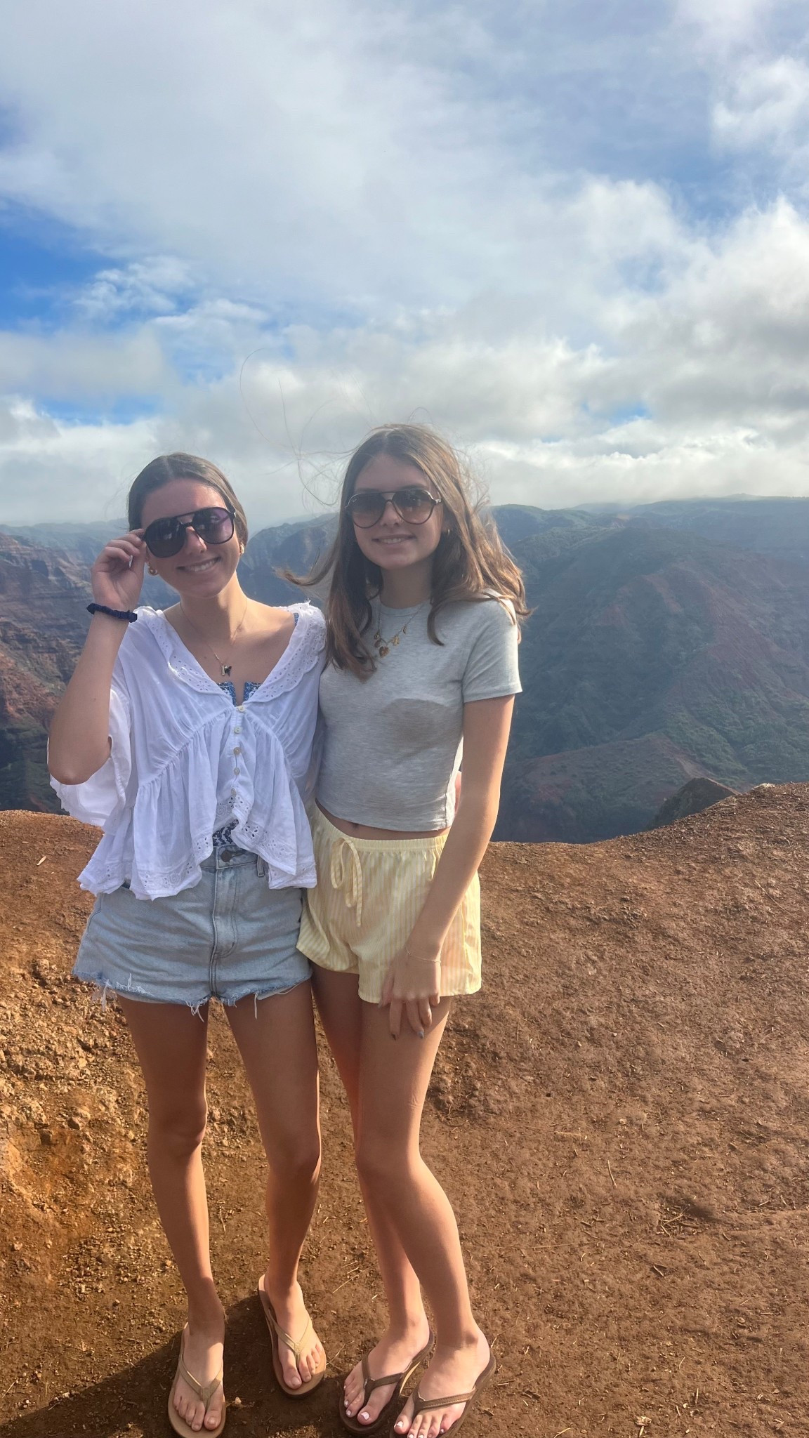 Waimea Canyon!! Then we went to Poipu beach :))

#LTKootd #LTKTravel #LTKSeasonal