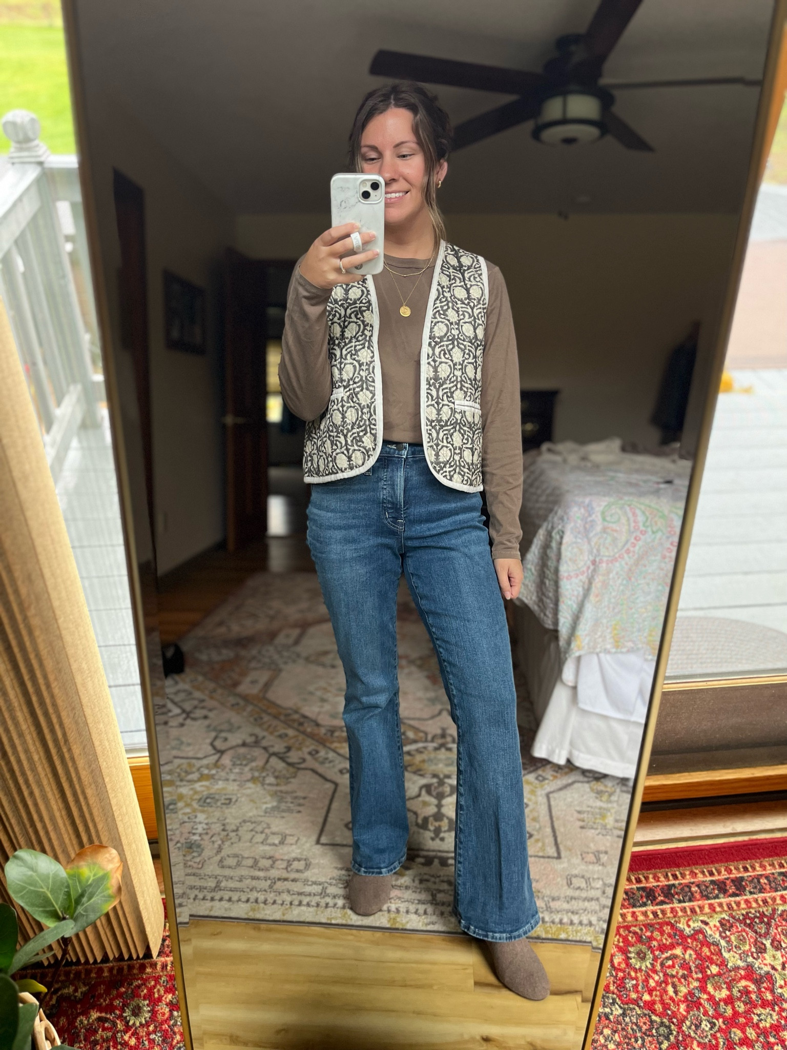 Wearing a small in the tee, medium in vest, and true size in madewell jeans 

#LTKstyletip #LTKSeasonal #LTKfindsunder100