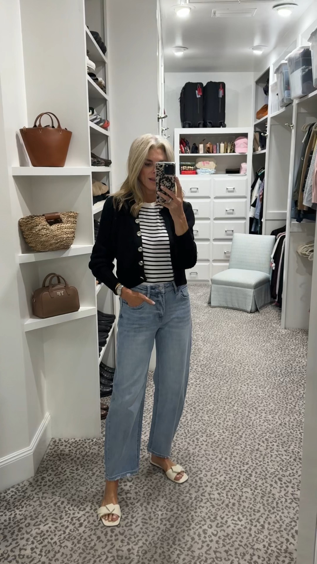 Travel fit. Jeans fit TTS.
Shirt & sweater - S 

#LTKFindsUnder100 #LTKOver40 #LTKTravel