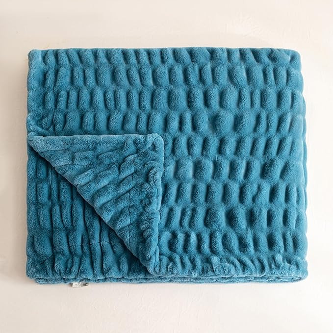 YUSOKI Luxury Double Side Faux Rabbit Fur Throw Blanket for Couch, Ultra Soft Fluffy Throw Gifts,... | Amazon (US)