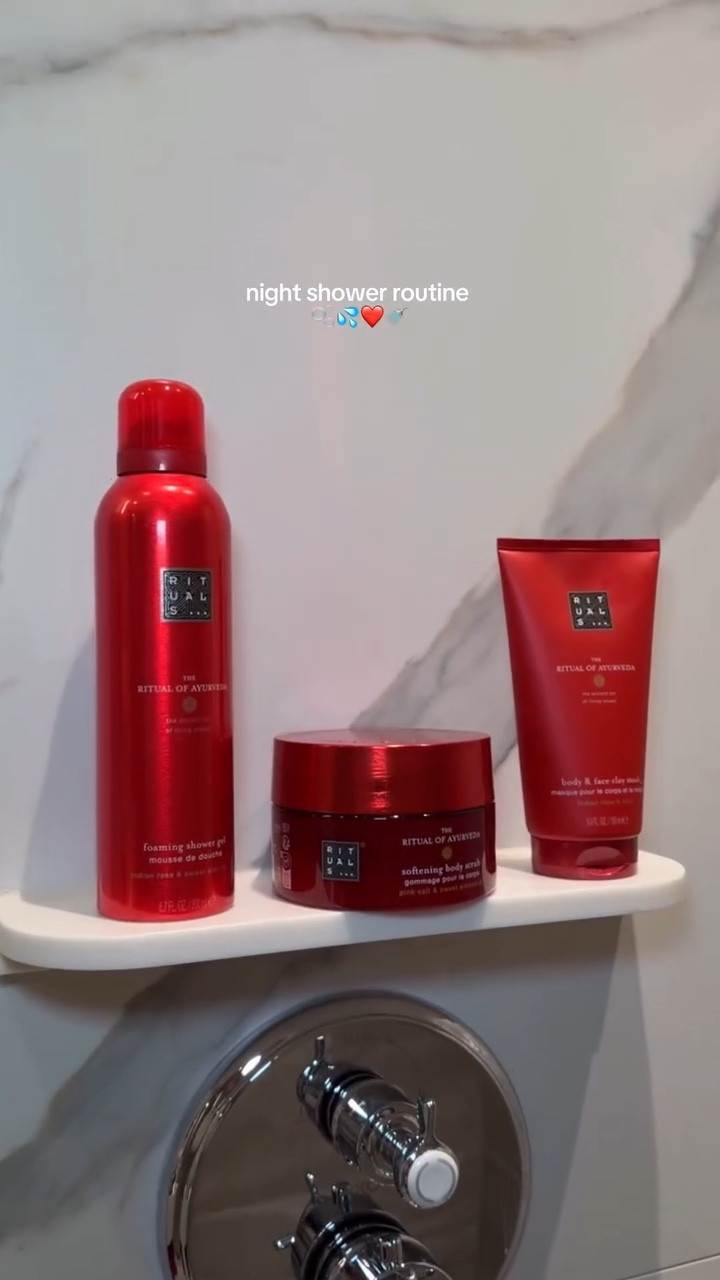 Night body care routine 🛁🫧🧼

@ritualscosmetics Ayurveda collection

*pr trip

#ritualscosmetics #bodycare #skincare #rituals