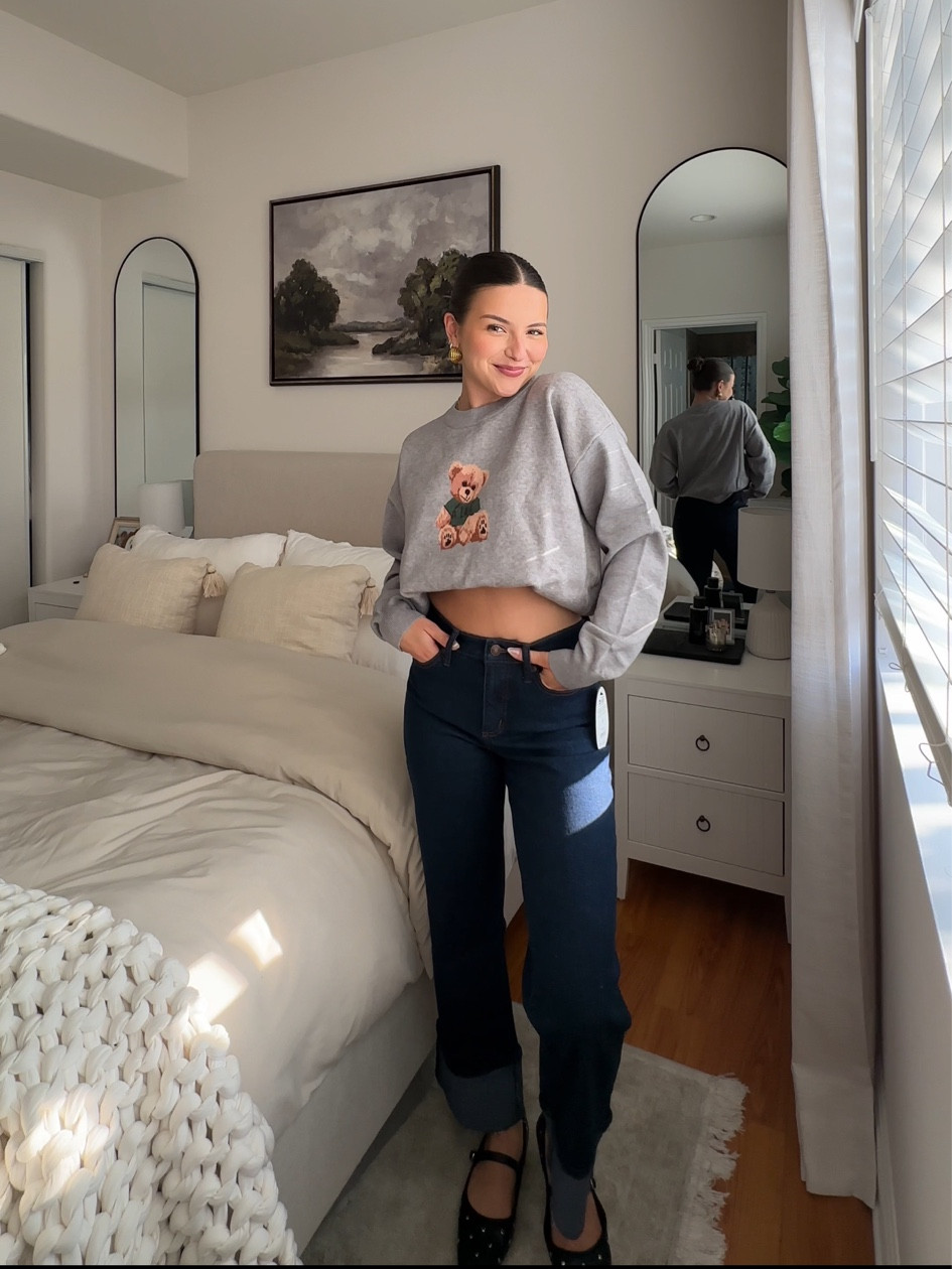 full outfit from walmart, i’ve been loving their fall fashion (teddy bear cropped crewneck/sweater, dark denim, cuffed jeans, black studded ballet flats)

#LTKShoeCrush #LTKStyleTip #LTKFindsUnder50