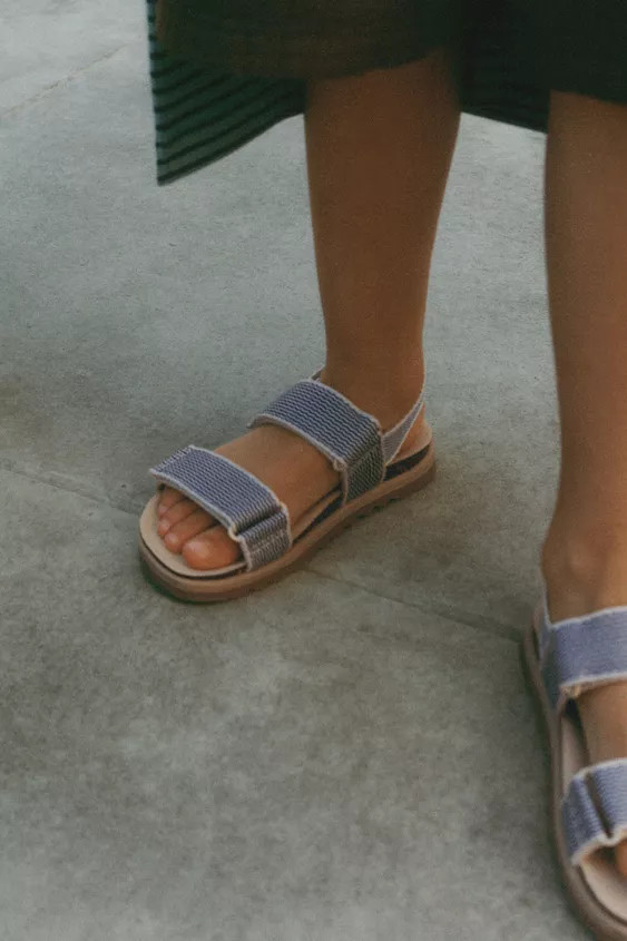 STRIPED SANDALS | Zara UK