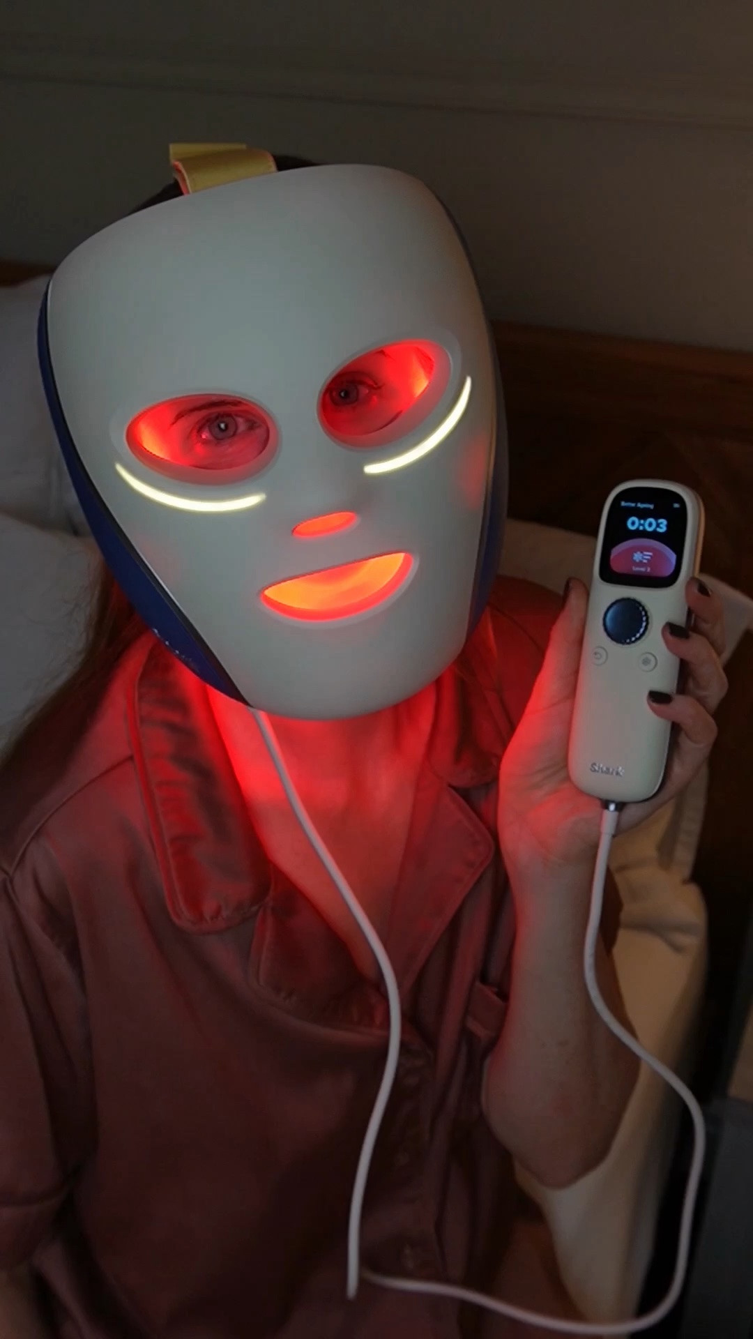 Currently on Amazon Prime deal and I’m obsessed 🤩 👀 AD- Gifted
The Shark CryoGlow LED Face Mask gives the most gorgeous glow, and my favourite Better Ageing routine is only 6 minutes! ✨
Plus, the under-eye cooling feature is SO good ❄️👀 I also linked a couple of other Shark Bestsellers currently on Prime Deal 🚚
