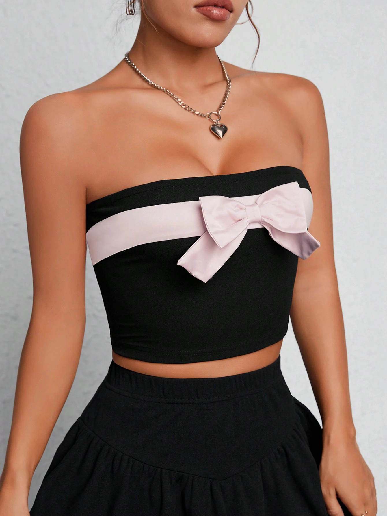 SHEIN PETITE Colorblock Bow Front Tube Top | SHEIN