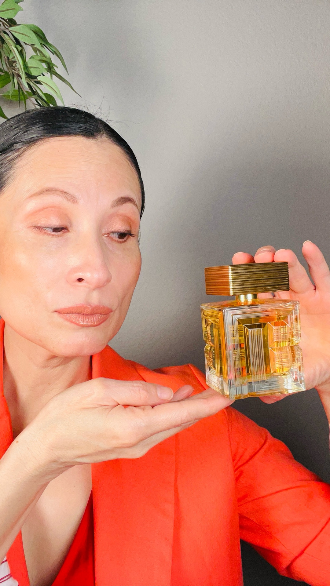 What It Is: A radiant burst of luscious strawberry captures the thrill of a new beginning. Refined and confident, notes of peony entwine with the creamy warmth of a sandalwood accord to reveal a daring floral fruity fragrance that celebrates choosing your path and living your destiny.

Fragrance Family: Floral Fruity

Top 3 Notes: Natural Strawberry, Peony Accord, Sandalwood Accord


#LTKBeauty #LTKWedding #LTKMothersDay
