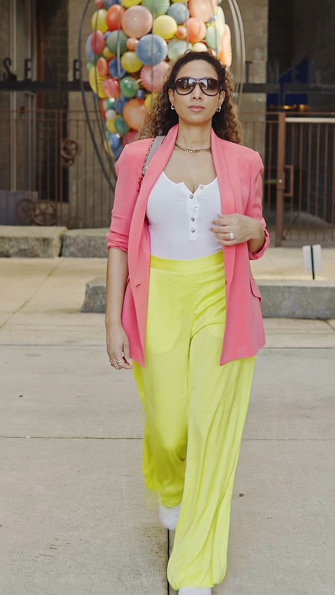 Transitioning into spring using bright, juicy color.  #airforce1 #widelegpants #boyfriendblazer #louisvuitton