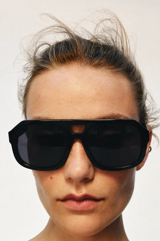 Pilotensonnenbrille mit Acetatgestell. Polarisierte Gläser. Inklusive Hülle.UV/UVA 400 Schutz. ... | Zara DE
