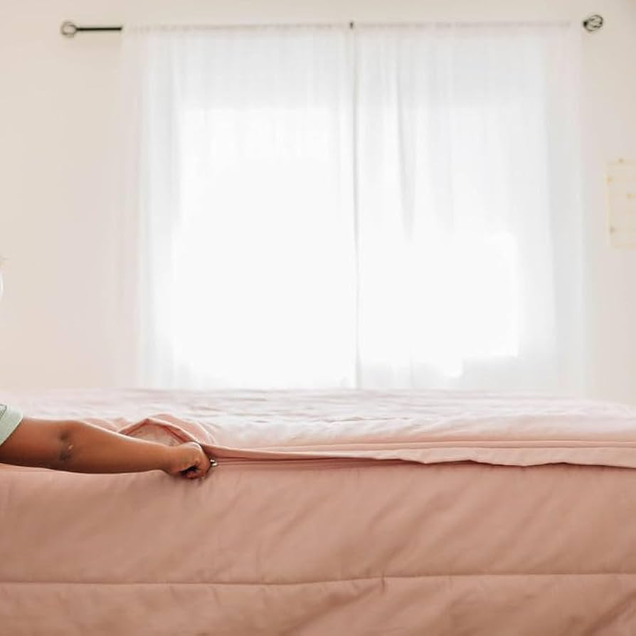 Beddy's All in One Bed in a Bag Zipper Bedding Set, Bottom Sheet, Cuddle Blanket, Comforter, Pill... | Amazon (US)