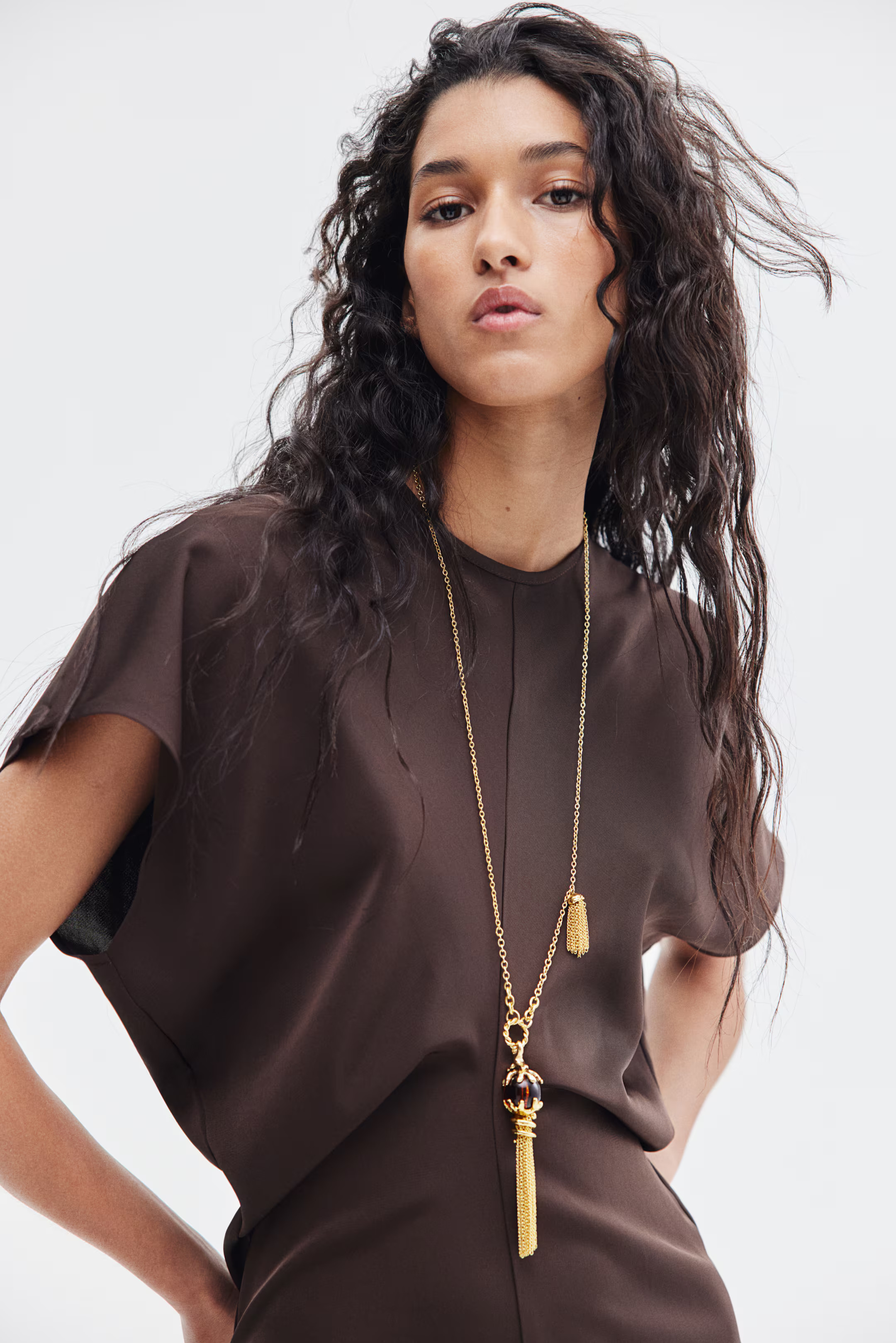Tasseled-Pendant Necklace | H&M (US + CA)