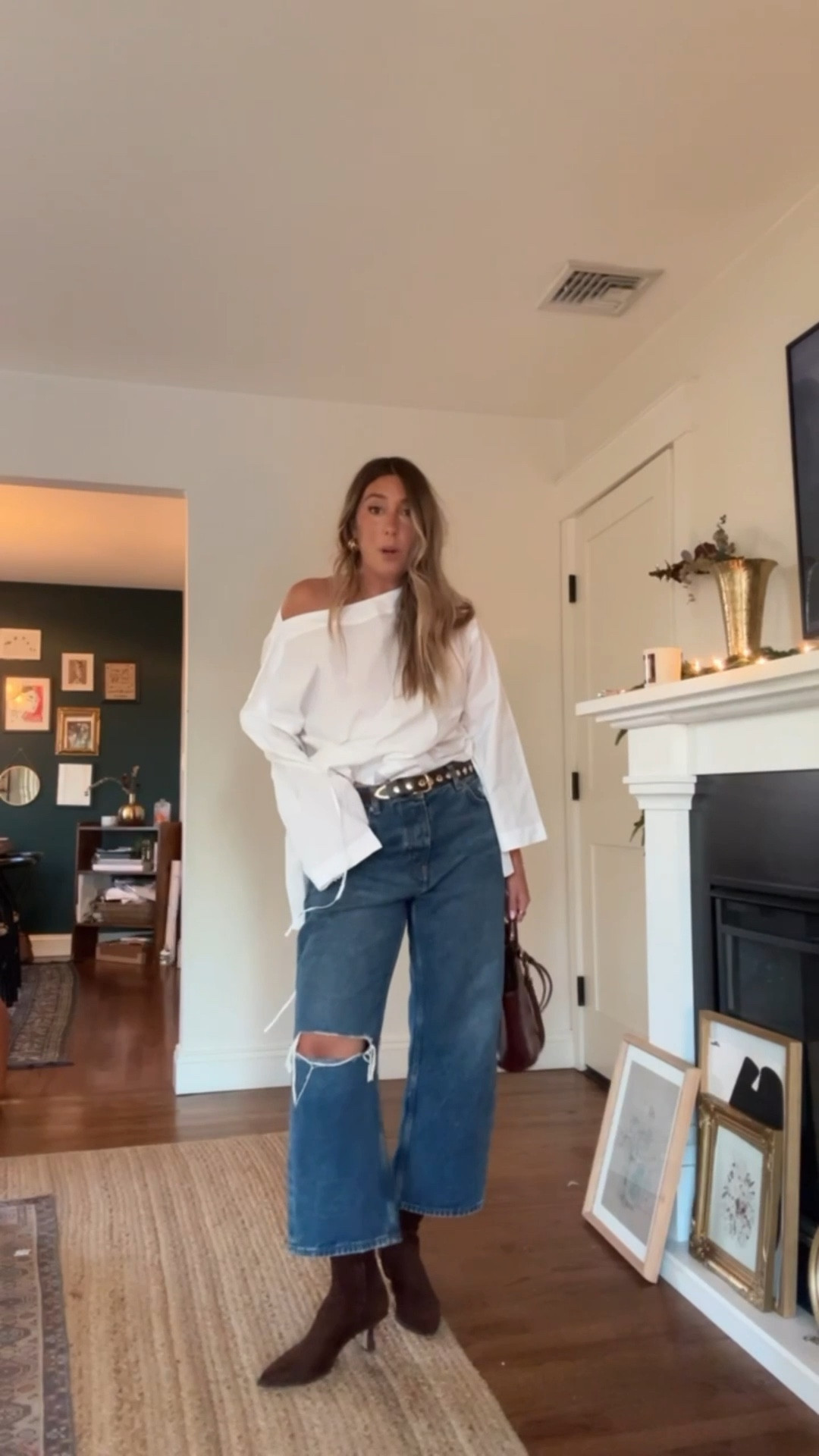 This white shirt is a new staple on my wardrobe and a great transitional piece! 🤍

#LTKSeasonal #LTKStyleTip #LTKFindsUnder100