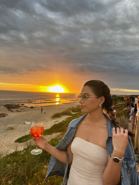 Enjoying this beautiful sunset in this dress from Princess Polly and a denim jacket on top 🍹🌅



#LTKbeauty #LTKSeasonal #LTKstyletip