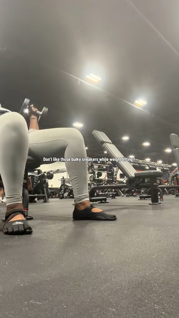 Don’t like bulky sneakers in the gym? I personally LOVE these light weight 5 toe shoes for lifting. They’re so comfortable.

#LTKfitnessgoals #LTKvlog #LTKActive