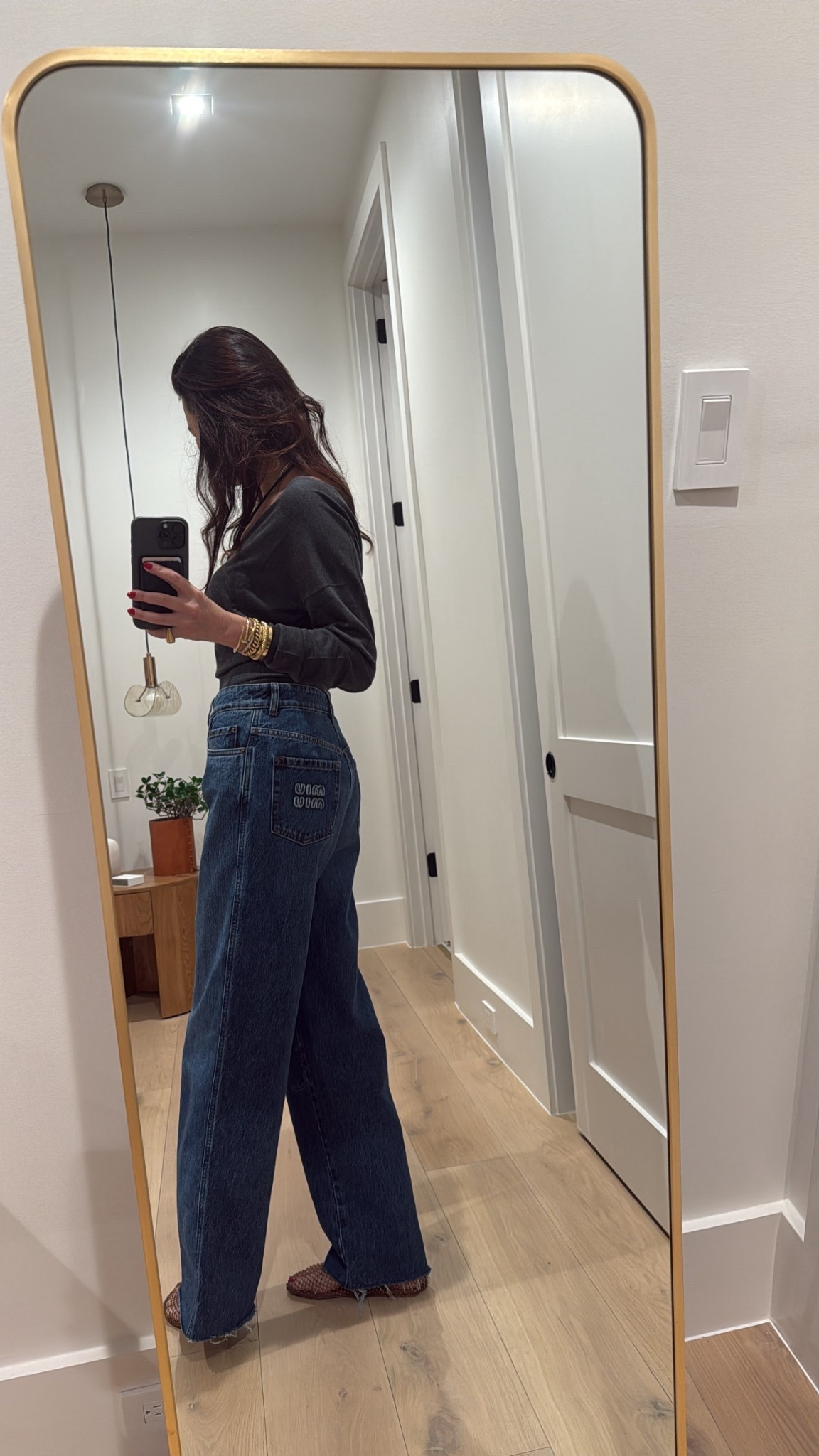 Fall outfit inspo! My exact sweater is sold out, but linking a lot of similar! 

Women’s fashion, fall fashion, fall style, fall outfits, fall outfit ideas, fall outfit inspo, trendy fashion, chic style, mom style, Miami fashion 


#LTKStyleTip #LTKOver40 #LTKSeasonal