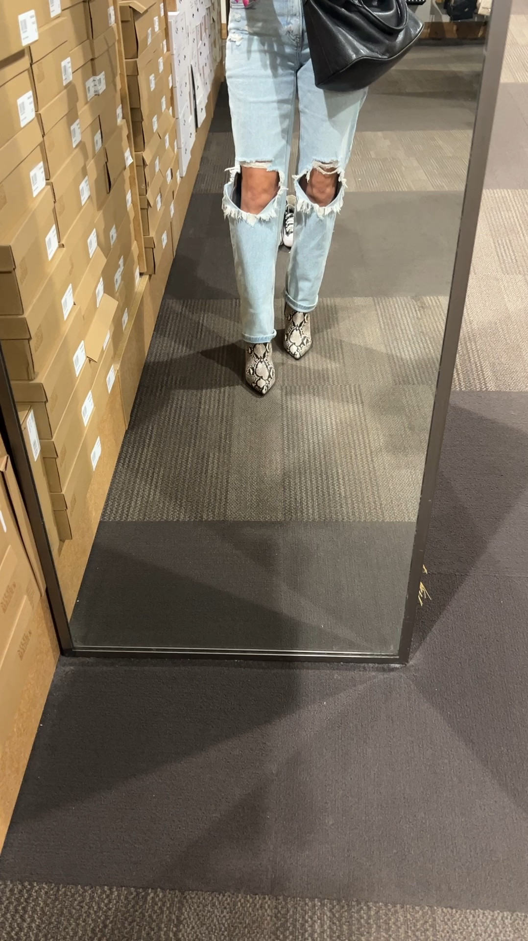 Fun boots

New shoes, snakeskin boots.

#LTKStyleTip