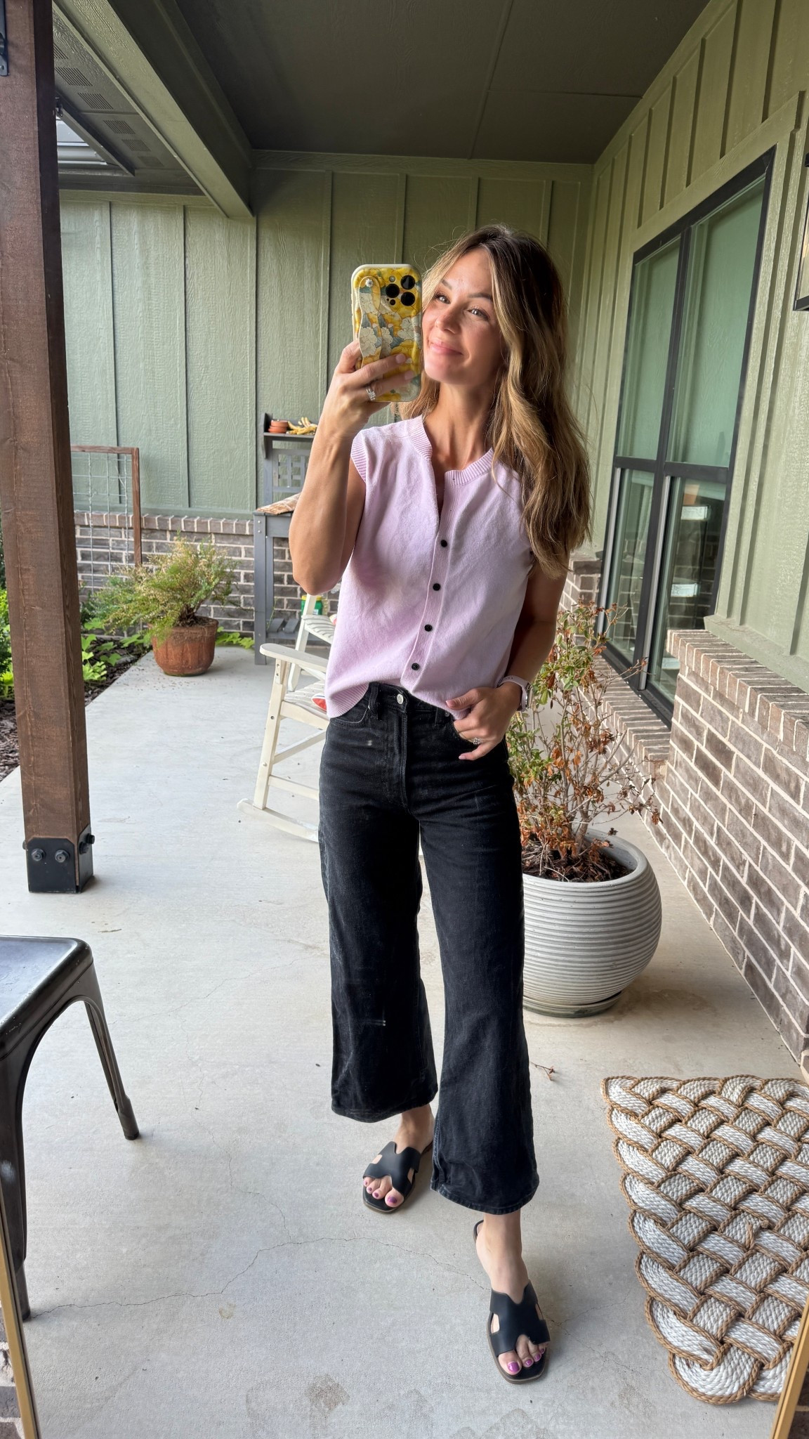 Size small in top, jeans are tts!

#LTKFindsUnder50 #LTKPetite