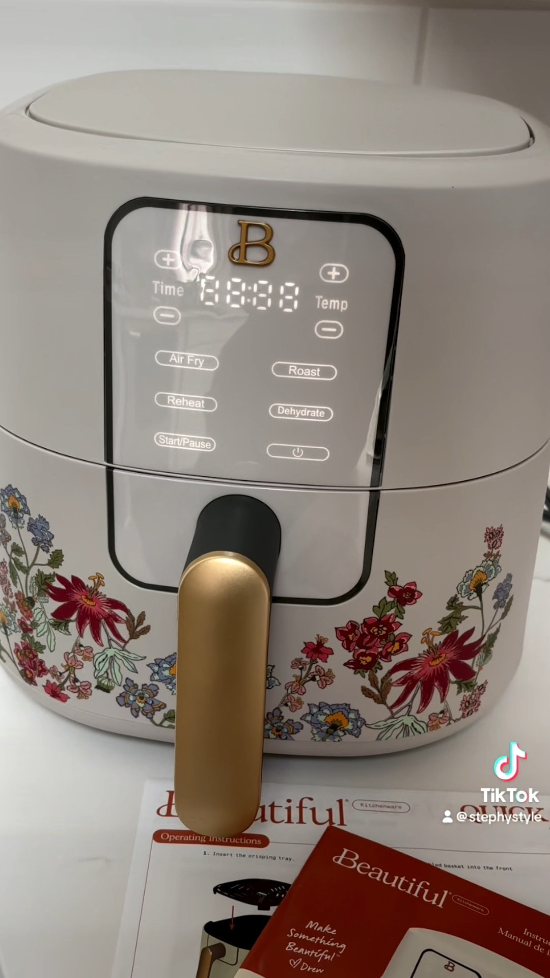 🚨💕ON SALE NOW‼️🚨The floral design on this air fryer got me! 😭😍🙌🏼 haven’t tried cooking in it yet but she sure is pretty 🥹😆🥰 

#LTKSaleAlert #LTKfoodie #LTKHome