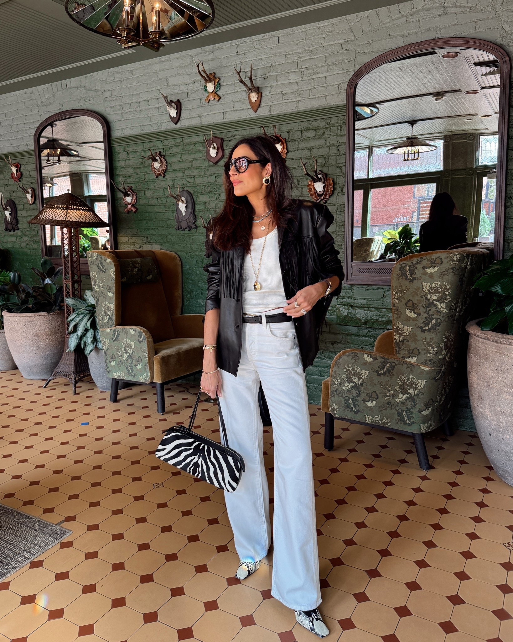 Whisper of western in Aspen! 🖤

#LTKOver40 #LTKstorytime #LTKSeasonal