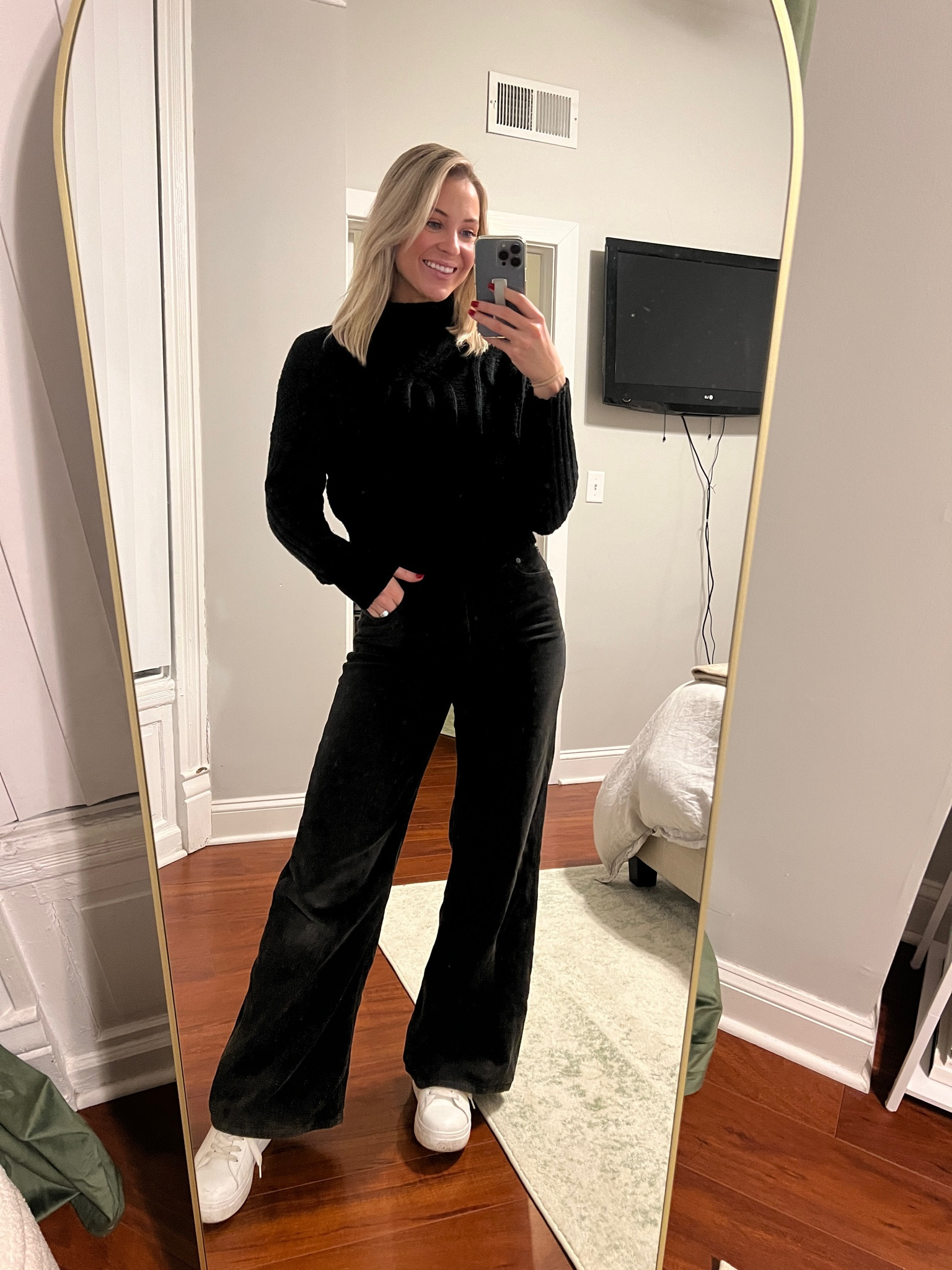 Outfit of the day 🖤

#LTKstyletip