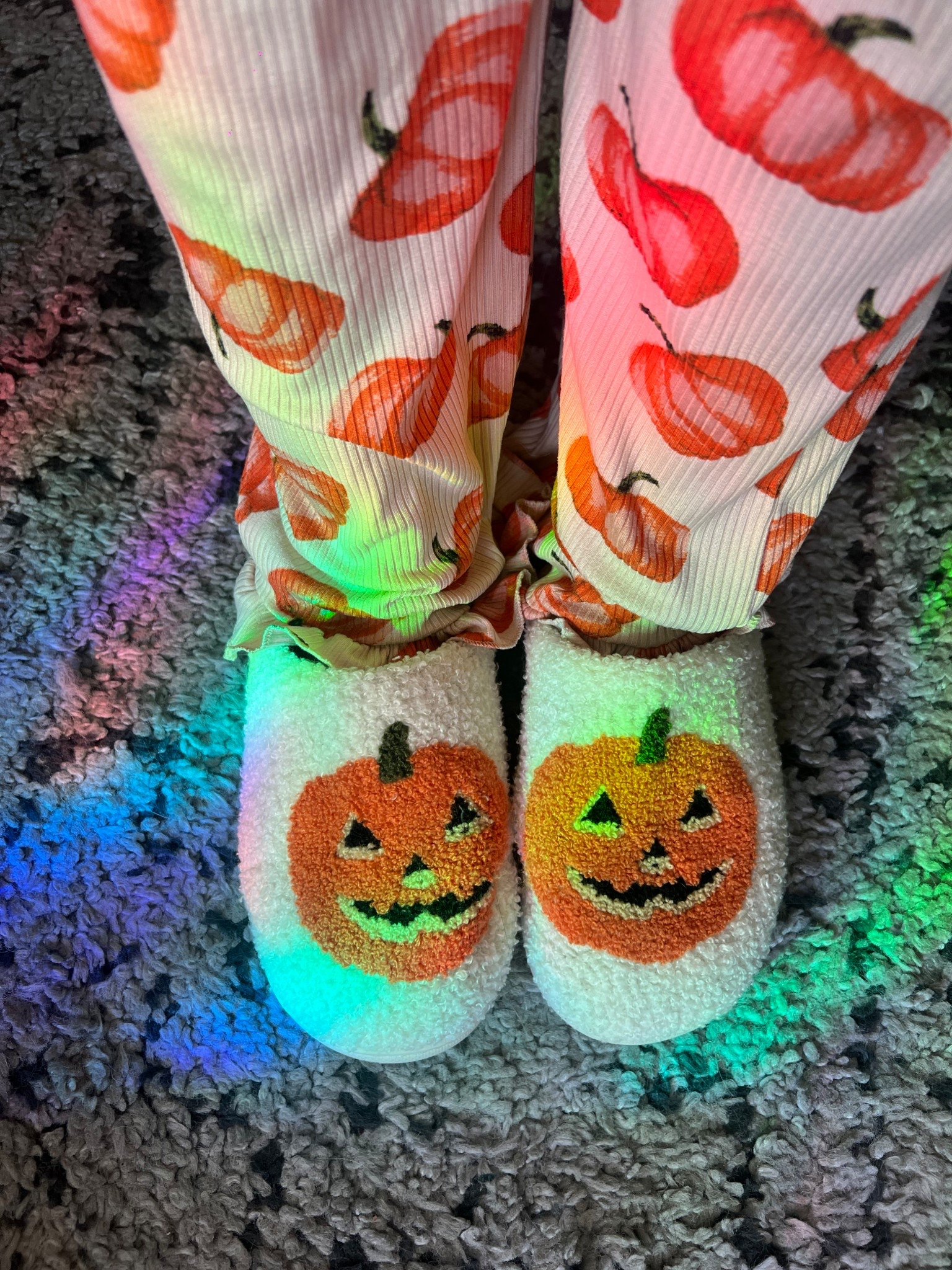 it’s never too early for fall
Vibes, and these Amazon pumpkin slippers are too cute! 🎃 wearing size 7 true to size 

#LTKStyleTip #LTKHome #LTKSeasonal