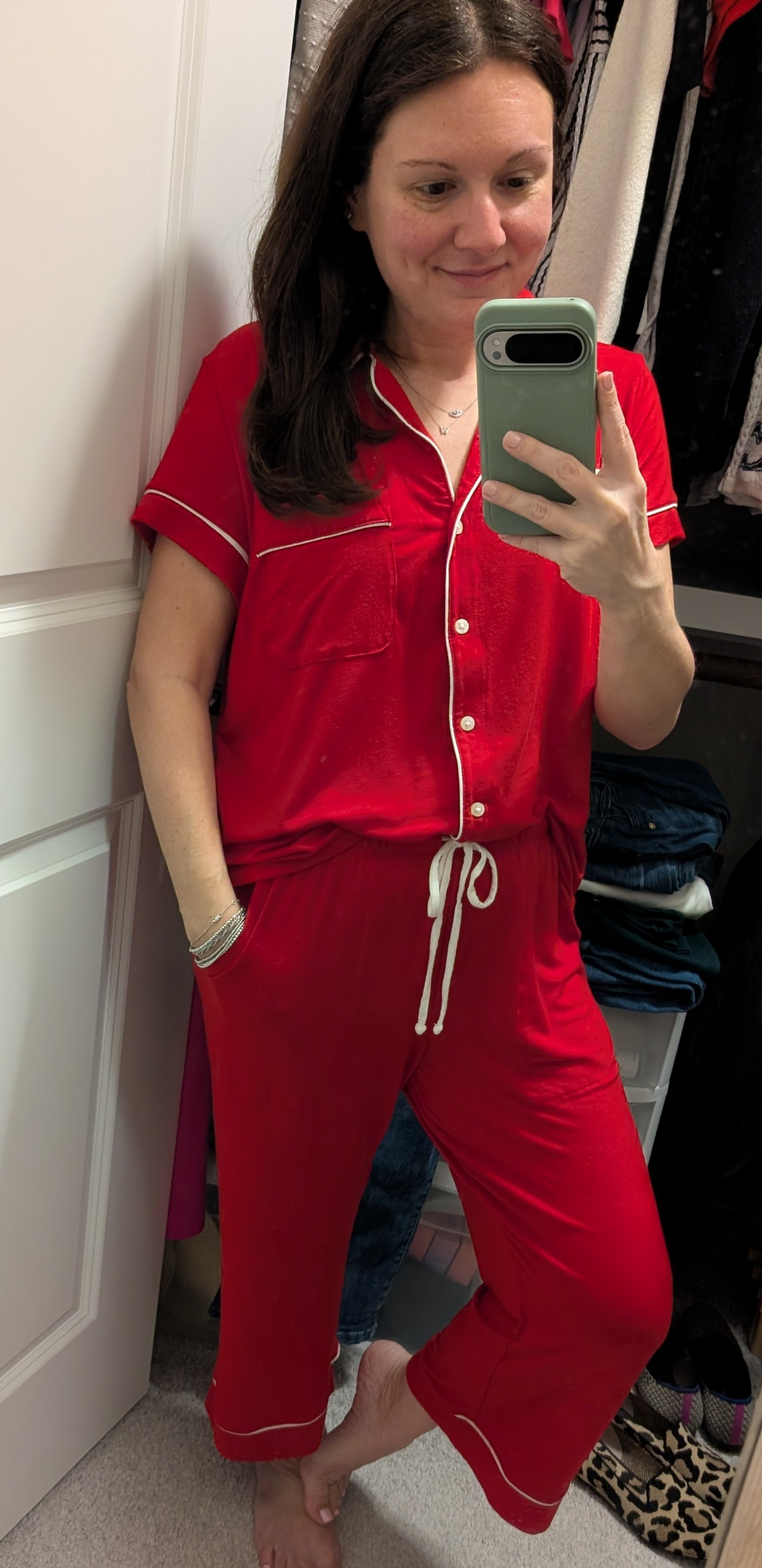 Super comfy red pajamas with pockets! Great cropped length for petites.

#LTKFindsUnder50 #LTKPetite #LTKHoliday