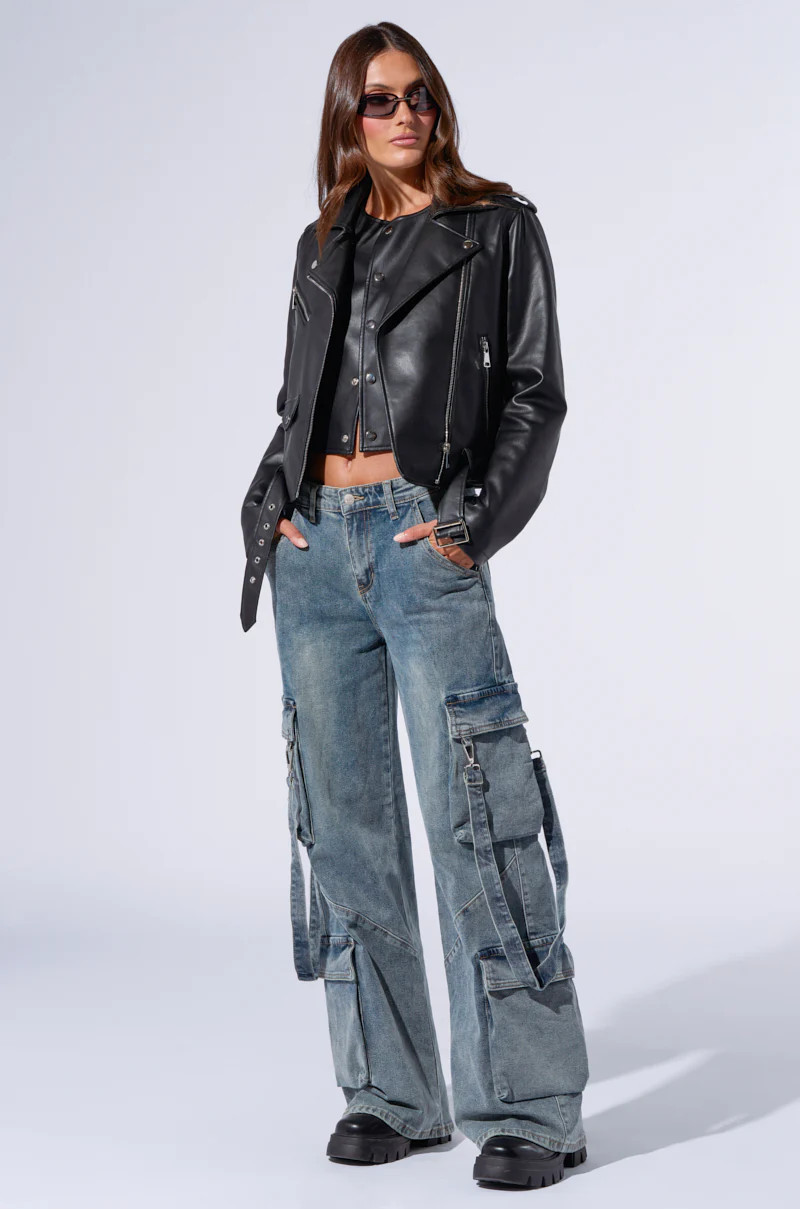 AKIRA Every Little Thing She Does Denim Pants | Size 32 | AKIRA