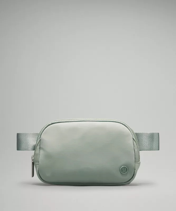 Everywhere Belt Bag 1L   Knit Nylon | lululemon (AU)