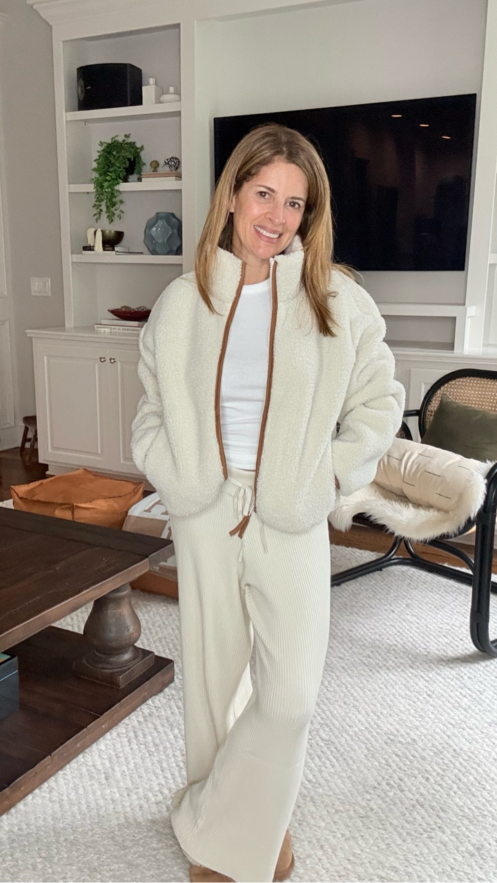 09/28/25
Lounging Set
Your last chance to get this super cozy Abercrombie set for 25% off! ☁️

Available on the LTK App only! 

Don’t miss your chance. Comment “SALE” below for the link to this post on my LTK. 🤍

Stay Cozy! 
.
.
.
.
#Abercrombie  #Abercrombie #AbercrombieStyle #LTKFinds #LTKStyle #LTKSale #LTKootd #FallStyle #CozyStyle #PetiteStyle #PetiteFashion #OOTDinspo #TimelessStyle #EverydayStyle #ChicAndCozy #FallOOTD #FallFashion #StyleInspo #LTKSeasonalStyle #OOTDInspiration #PetiteLooks #FallOutfitIdeas #CozySeason #WardrobeGoals #PetiteBlogger

#LTKPetite #LTKStyleTip #LTKFallSale