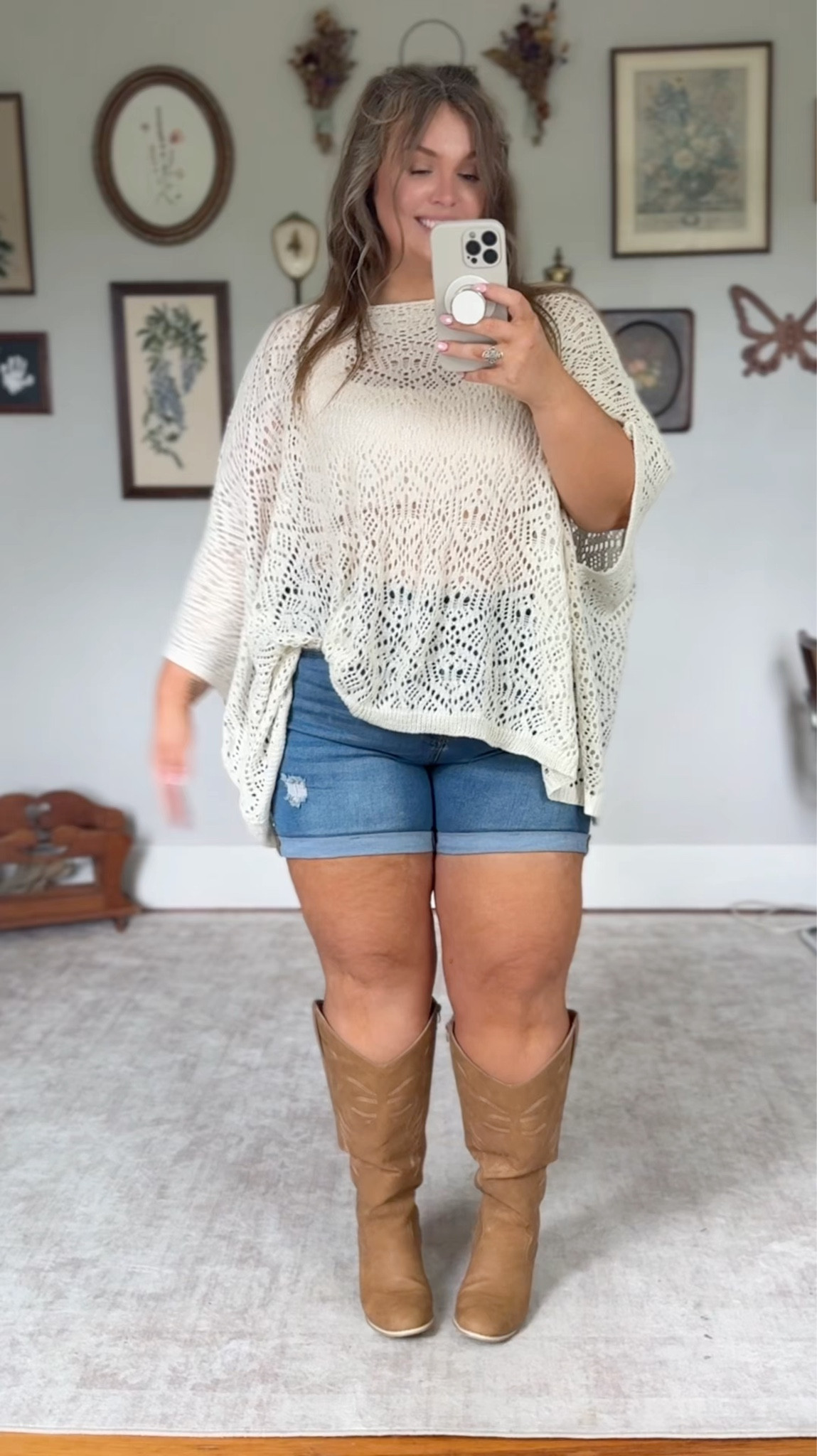 The perfect curvy girl denim shorts 

#LTKMidsize #LTKPlusSize