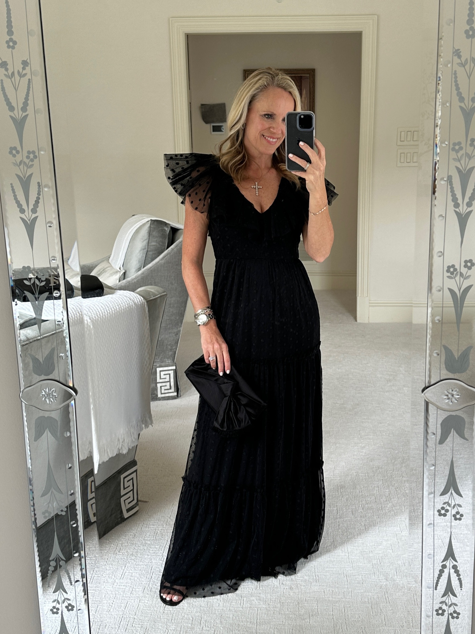 NYE dress 
Black Swiss dot gown 
Tuckernuck black maxi dress 
Tuckernuck Onyx black tulle Giselle dress 

#LTKHoliday #LTKstyletip #LTKSeasonal