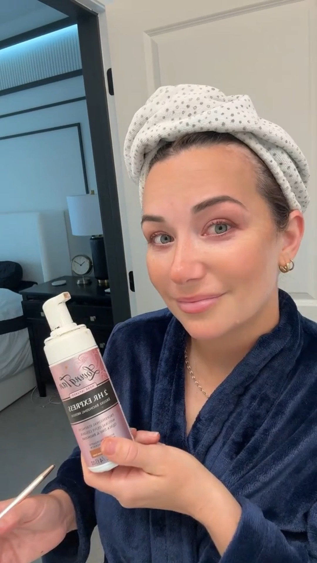 Who says your self-tanner has to stay on your body?
I took my Loving Tan routine a step further used it to contour my face, line my lips, and even wing out my eyes for the softest, most effortless bronzy glow. It gives me that true soft autumn base that works with my coloring, not against it. No harsh lines, just sun-kissed, sculpted, and subtly defined.



Getting back my pink isn’t just a phase—it’s a ritual. And being high maintenance? That’s part of what makes me happy. These moments of extra are how I care for myself.

Linked my favorite Loving Tan shade + the tools I used to blend everything seamlessly.
#LTKbeauty #GettingBackMyPink #HighMaintenanceIsSelfCare #SoftAutumnGlow #SprayTanHack #ContourWithMe #BeautyRituals #PostpartumGlowUp