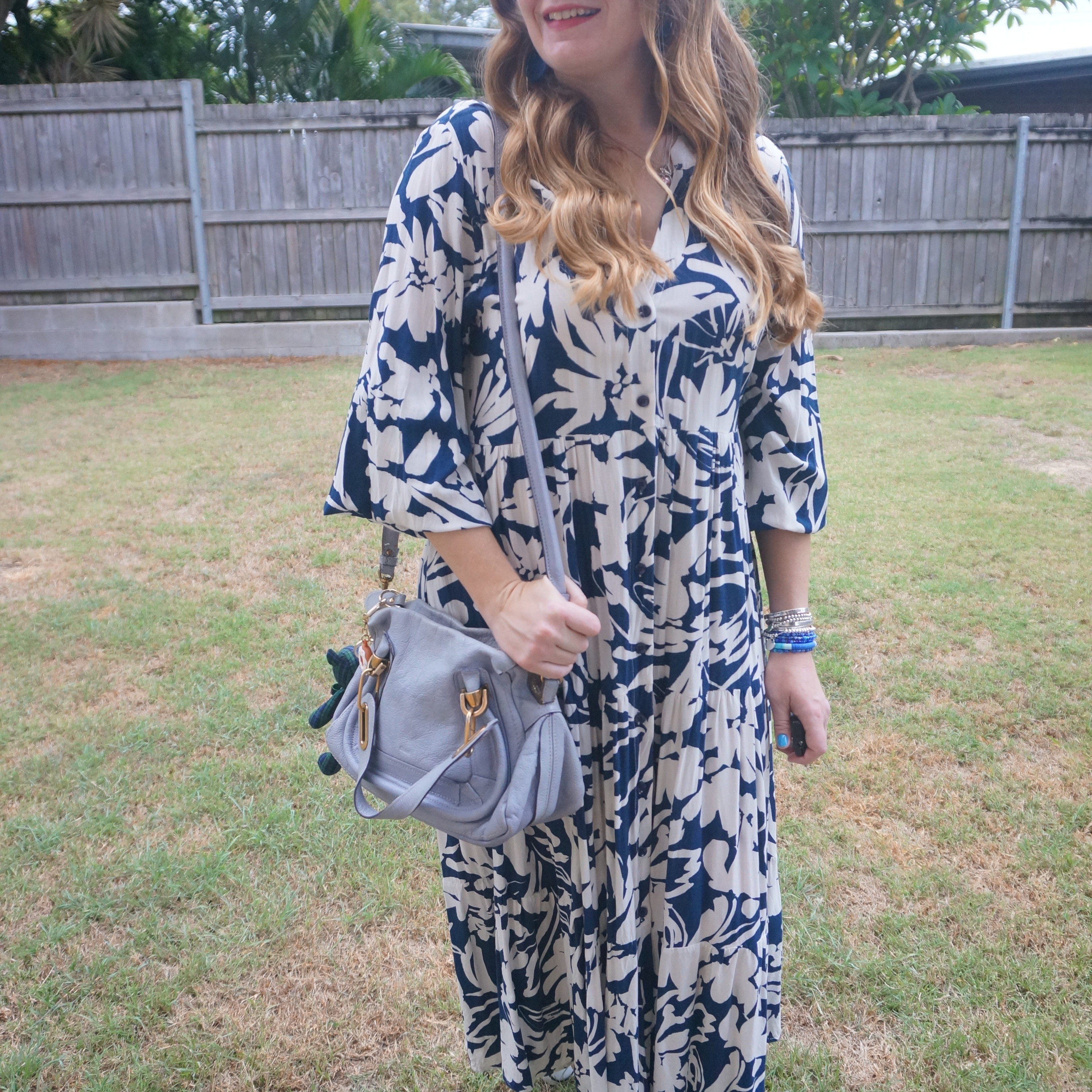 Salty crush navy and white floral print maxi dress with periwinkle blue Chloe small Paraty bag 💙

#LTKworkwear #LTKbag #LTKaustralia