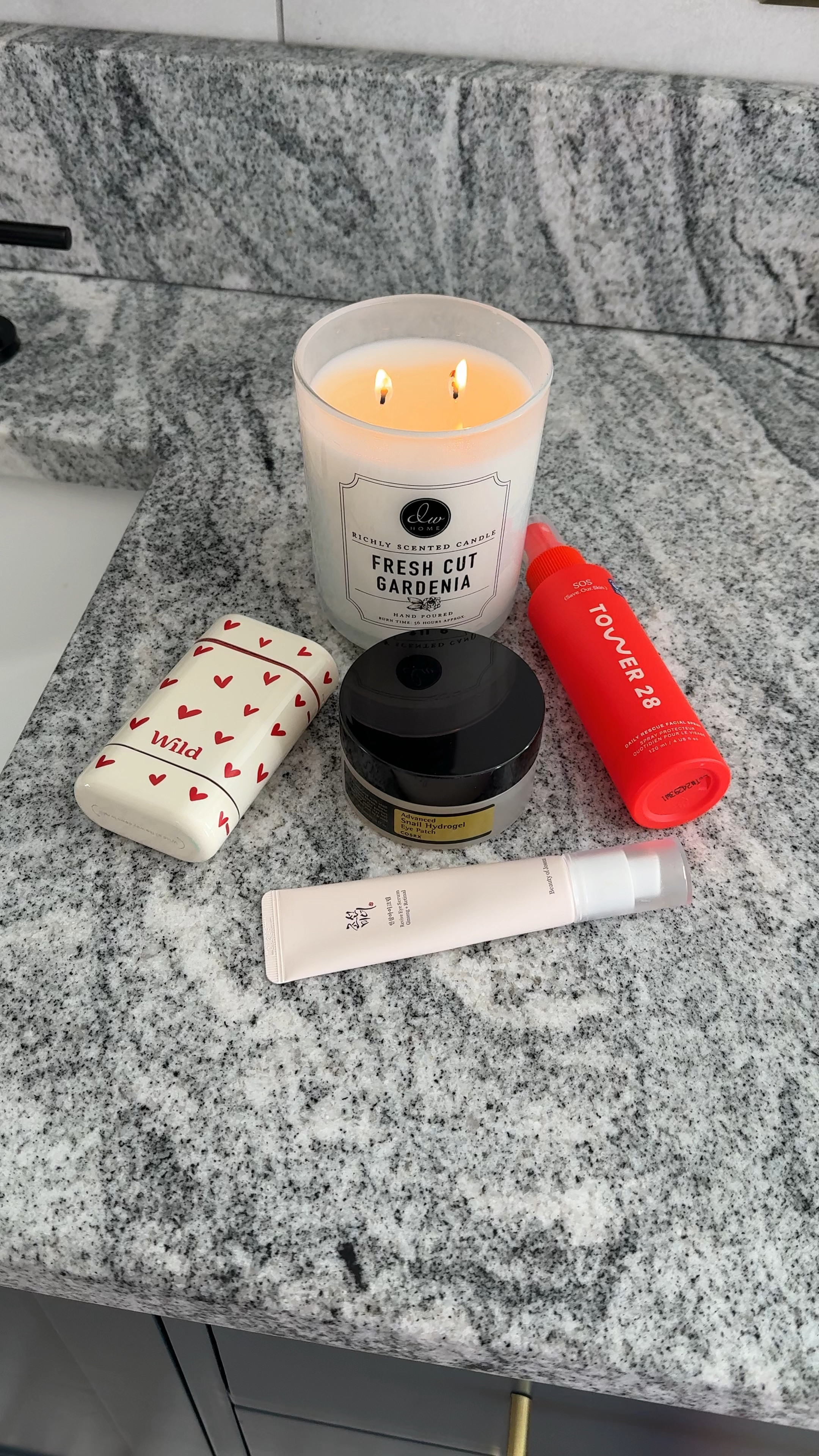 Current skincare favs 

#LTKFindsUnder50 #LTKWatchNow #LTKBeauty