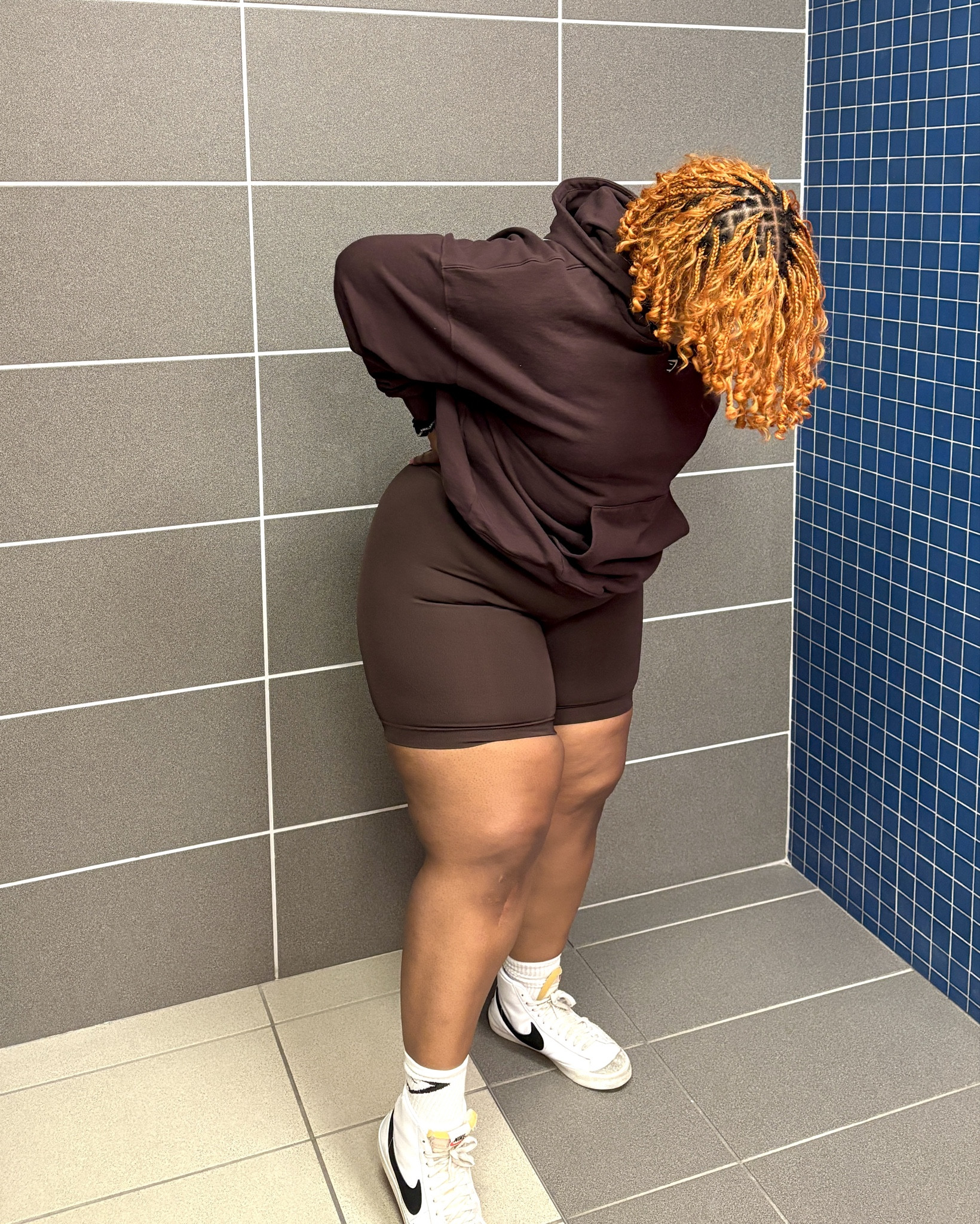 Chocolate Drop ft. Gymshark 🦈

SWIPE🔥

Hoodie: Strength in Numbers Hoodie 😍
Size - XXL
Color: Heritage Brown

Shorts: Sweat Seamless Shorts 
Size - XL
Color: Shadow Brown 
**Sold out**

#LTKBeauty #LTKActive #LTKPlusSize