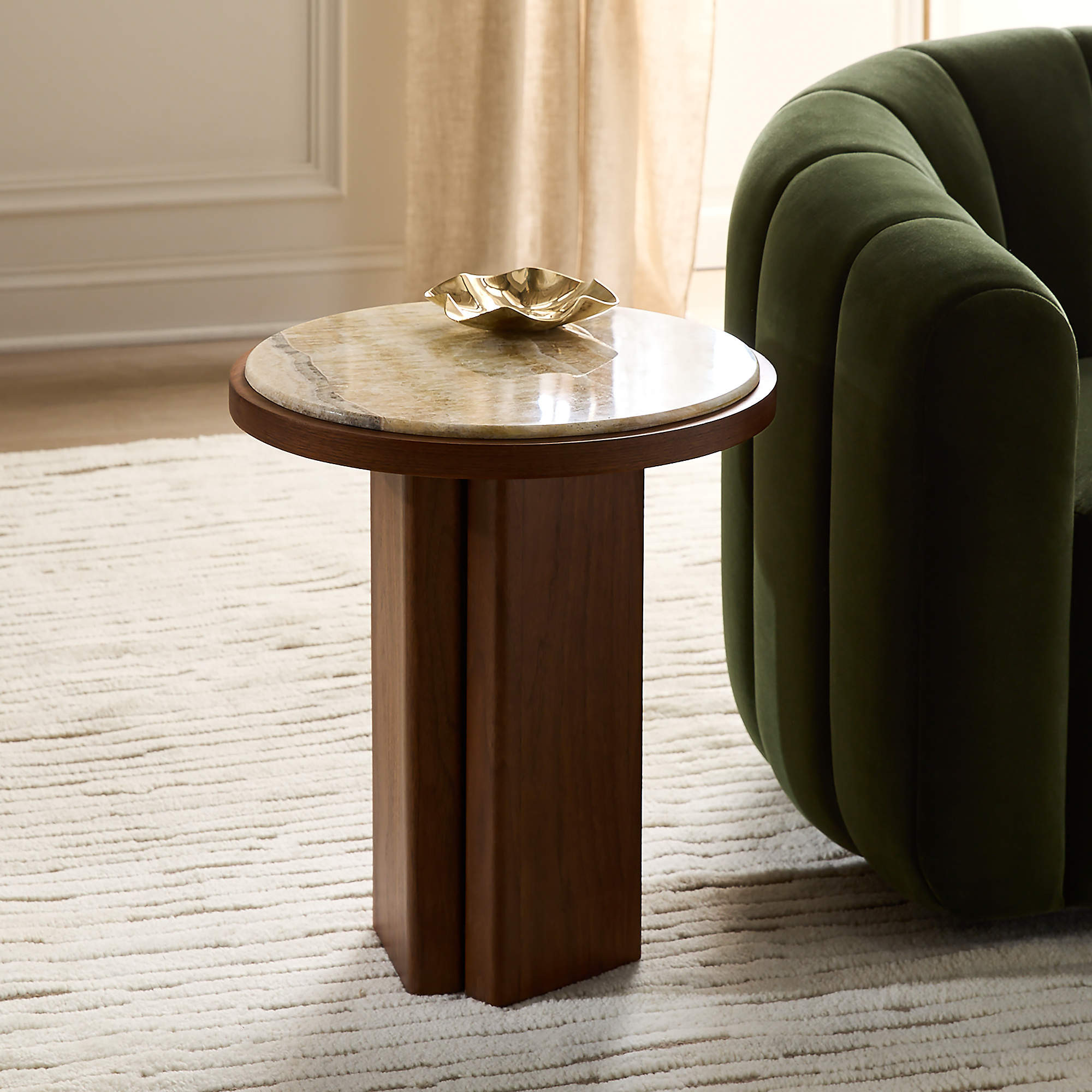 Rio 19" Onyx and Walnut Side Table | CB2 | CB2