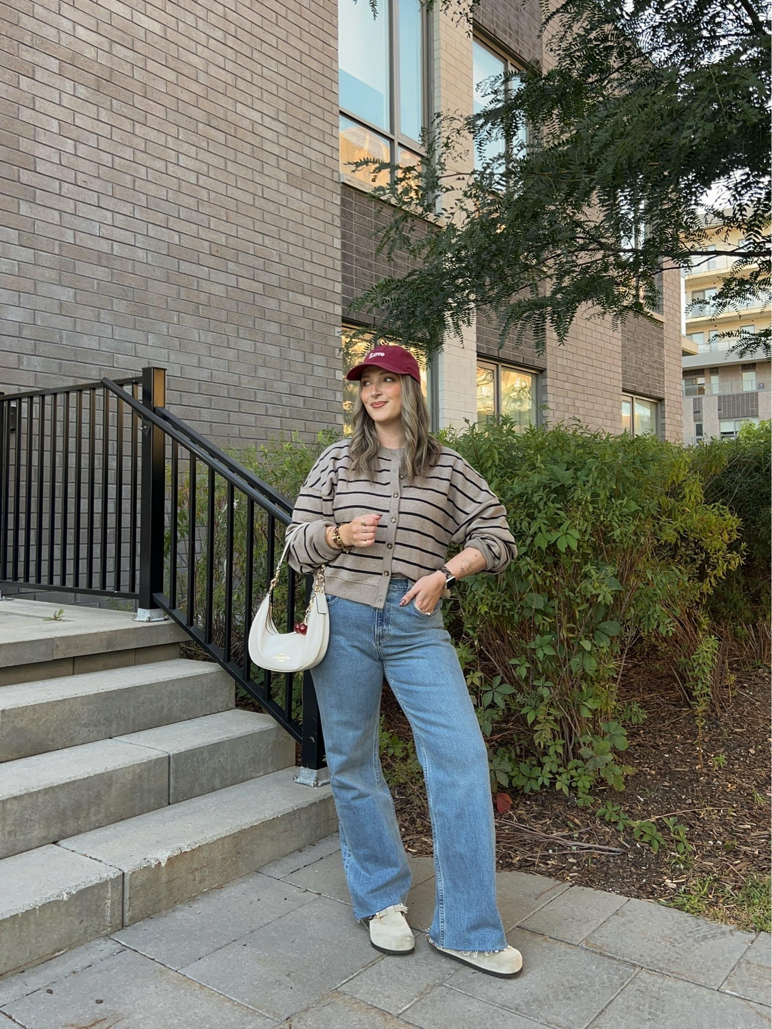 Casual fall outfit! Code AFLTK for extra 20% off Abercrombie! Wearing L in the striped sweatshirt cardigan and 30 in the jeans. I’m a 9.5-10 shoe and wear a 40 in the Birkenstock clogs