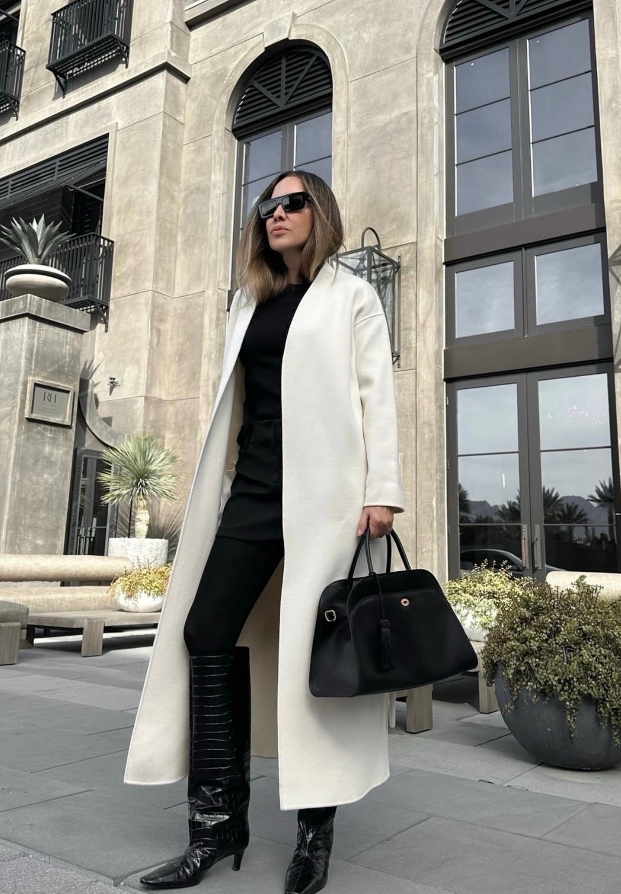 Fall nights

#LTKHoliday #LTKShoeCrush #LTKStyleTip