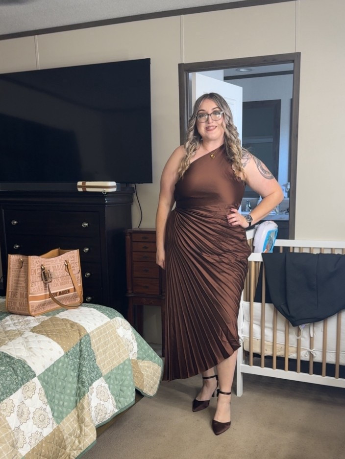An Elegant Casual Wedding Fit ✨🤎

#LTKMidsize #LTKWedding #LTKootd