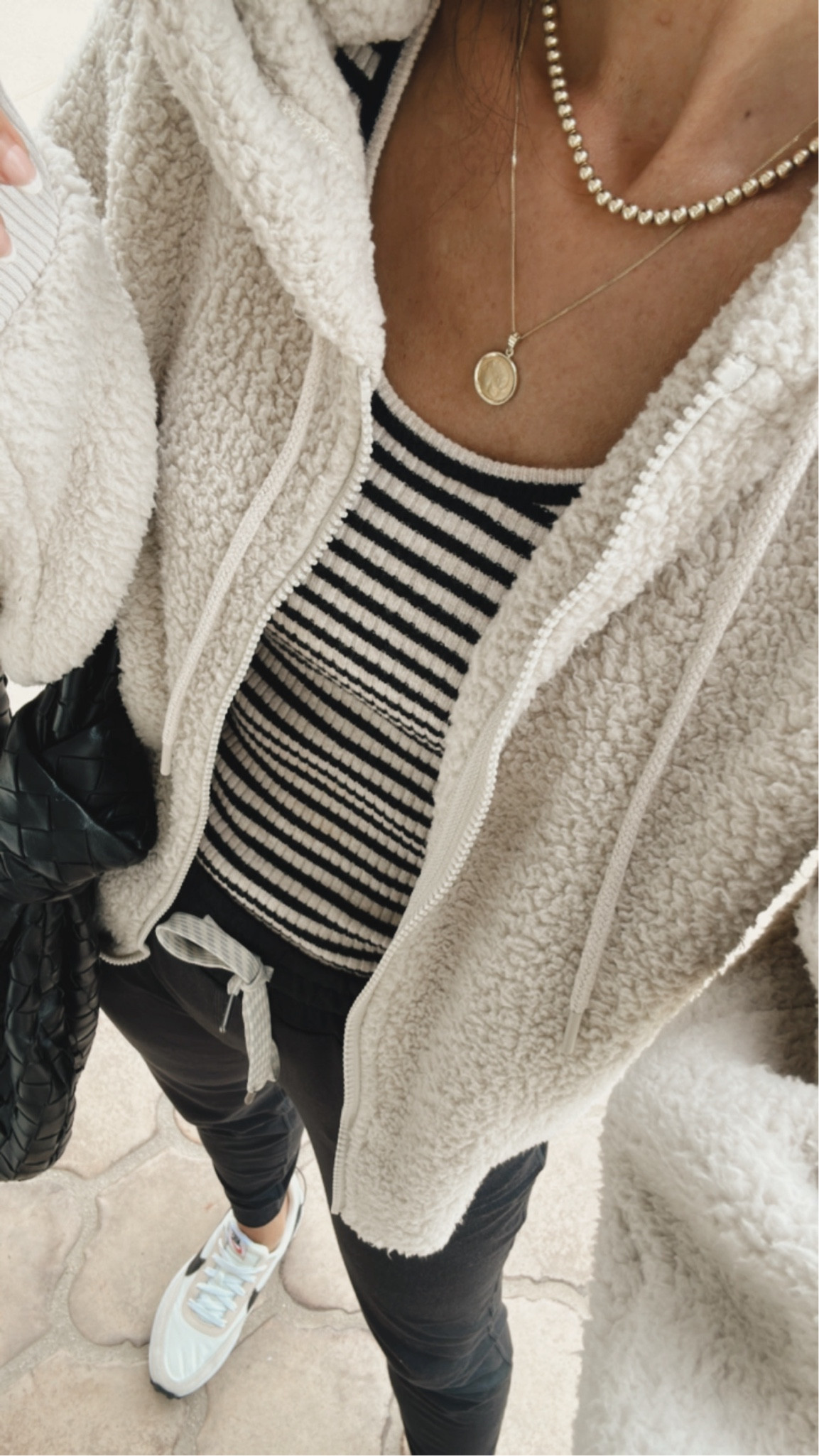 RUNNING ERRANDS!

#LTKSeasonal #LTKStyleTip #LTKActive