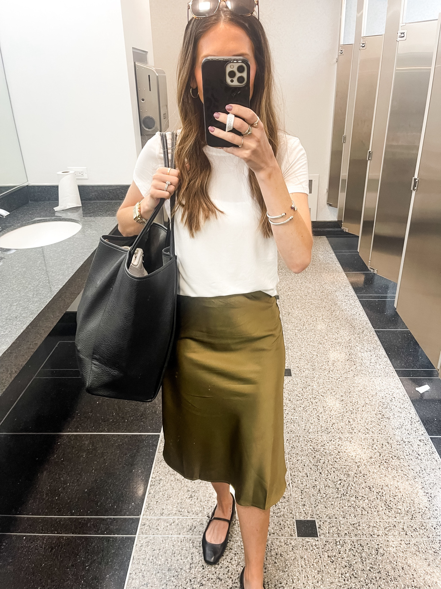 Dark olive skirt in small, white top in size small! Ballet flats tts 

Fall outfit / workwear outfit 

#LTKWorkwear #LTKSeasonal #LTKStyleTip