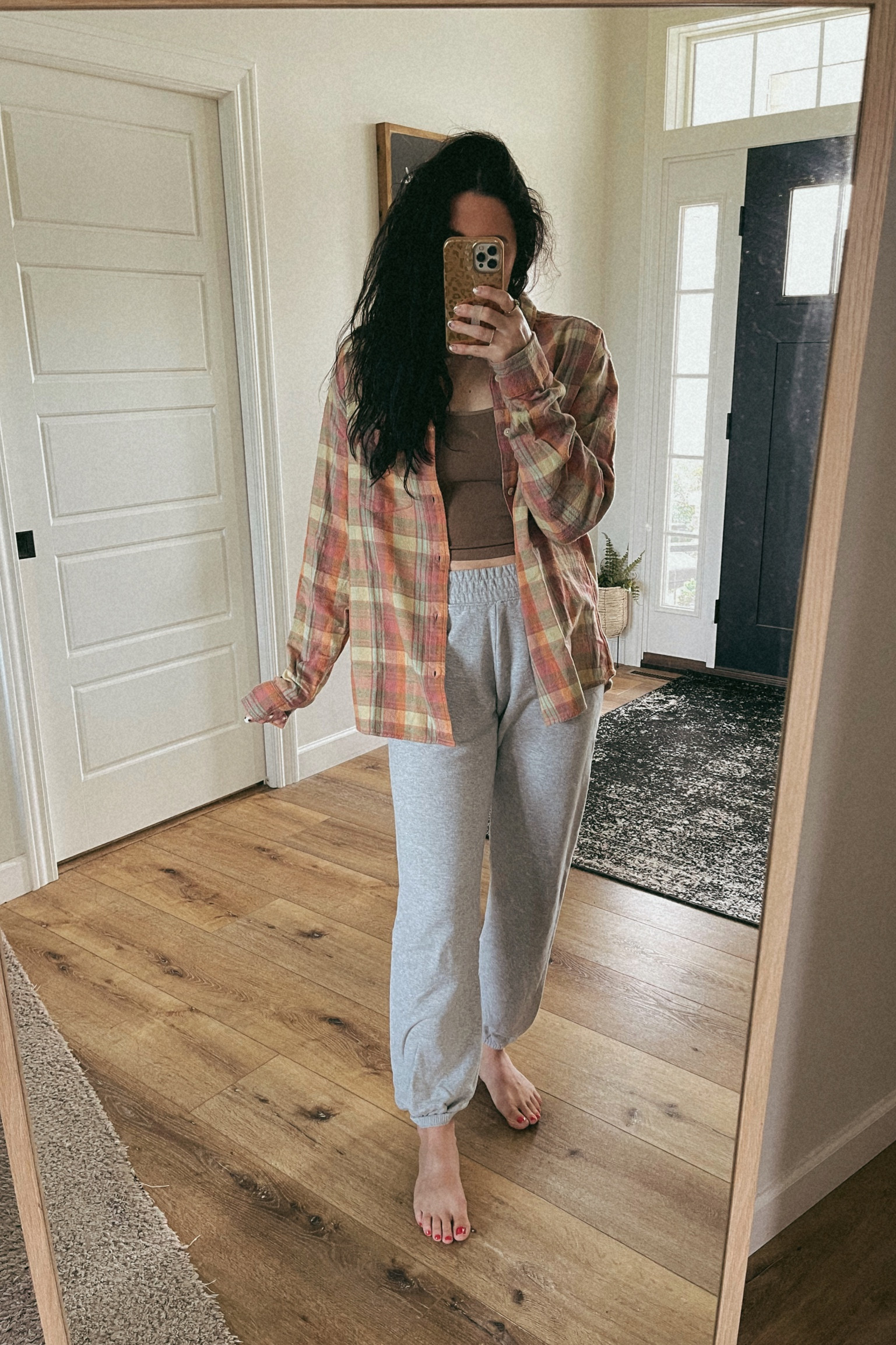 the perfect flannel for fall (sized up 1 to a large for oversize fit), comfy sweats from Aerie. Flannel and sweats are both on sale! 

#LTKstyletip #LTKsalealert #LTKunder50