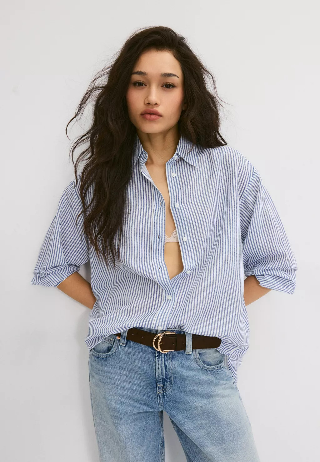 Linen-effect shirt - Women's Shirts and Blouses | Stradivarius United Kingdom | Stradivarius (UK)