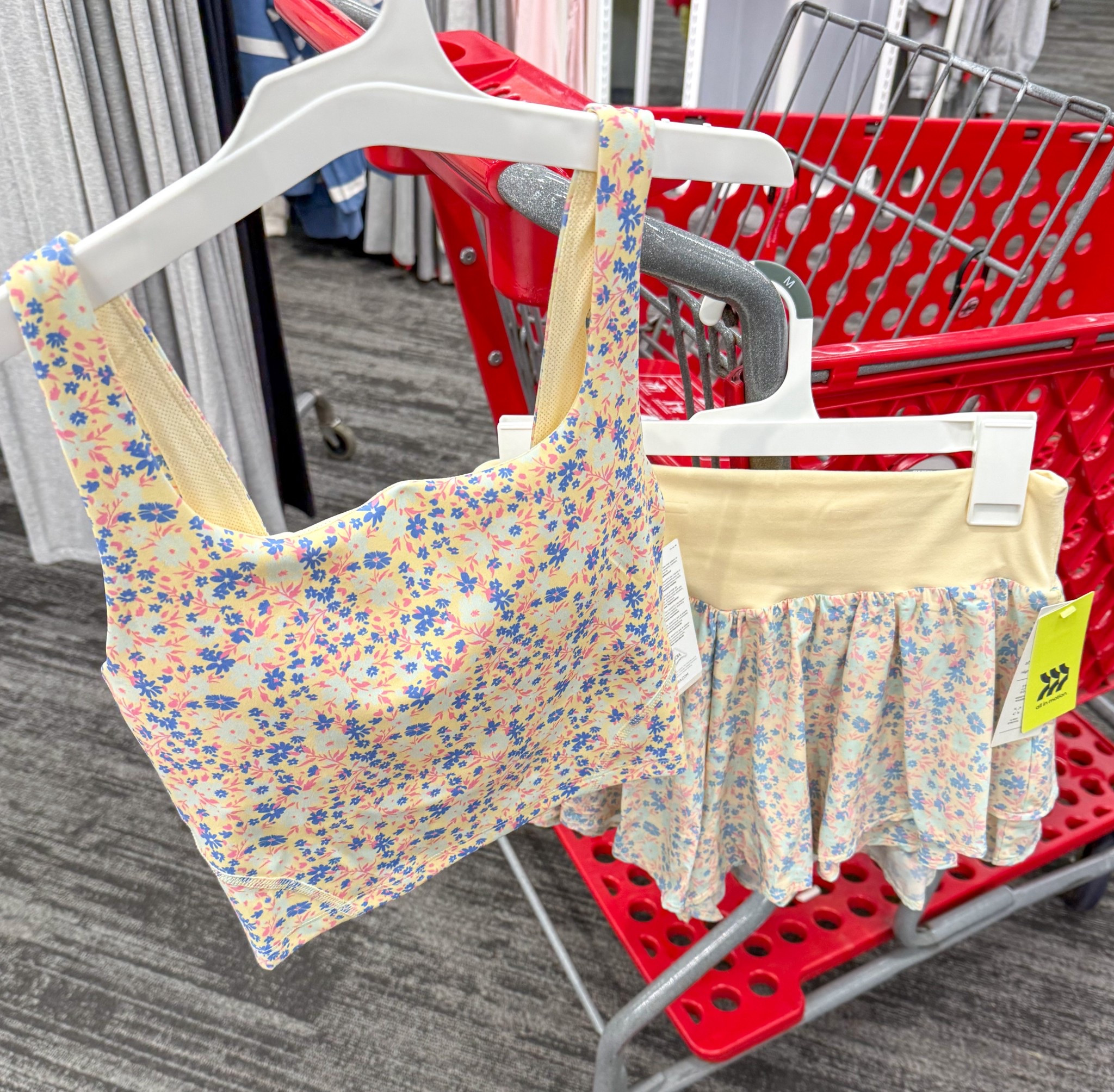 The cutest new floral matching active set! 🌼

#LTKActive #LTKootd #LTKMidsize