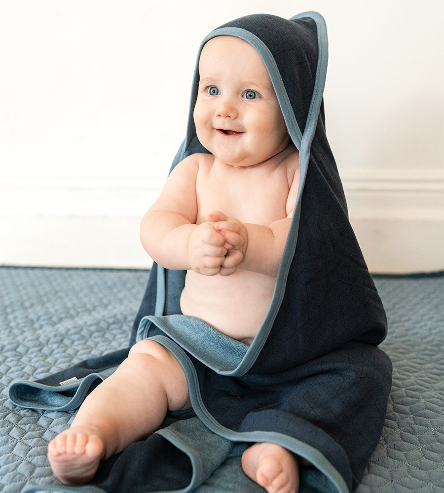 Bamboo Terry Hooded Towel - Geo Ocean Blue | Cariloha