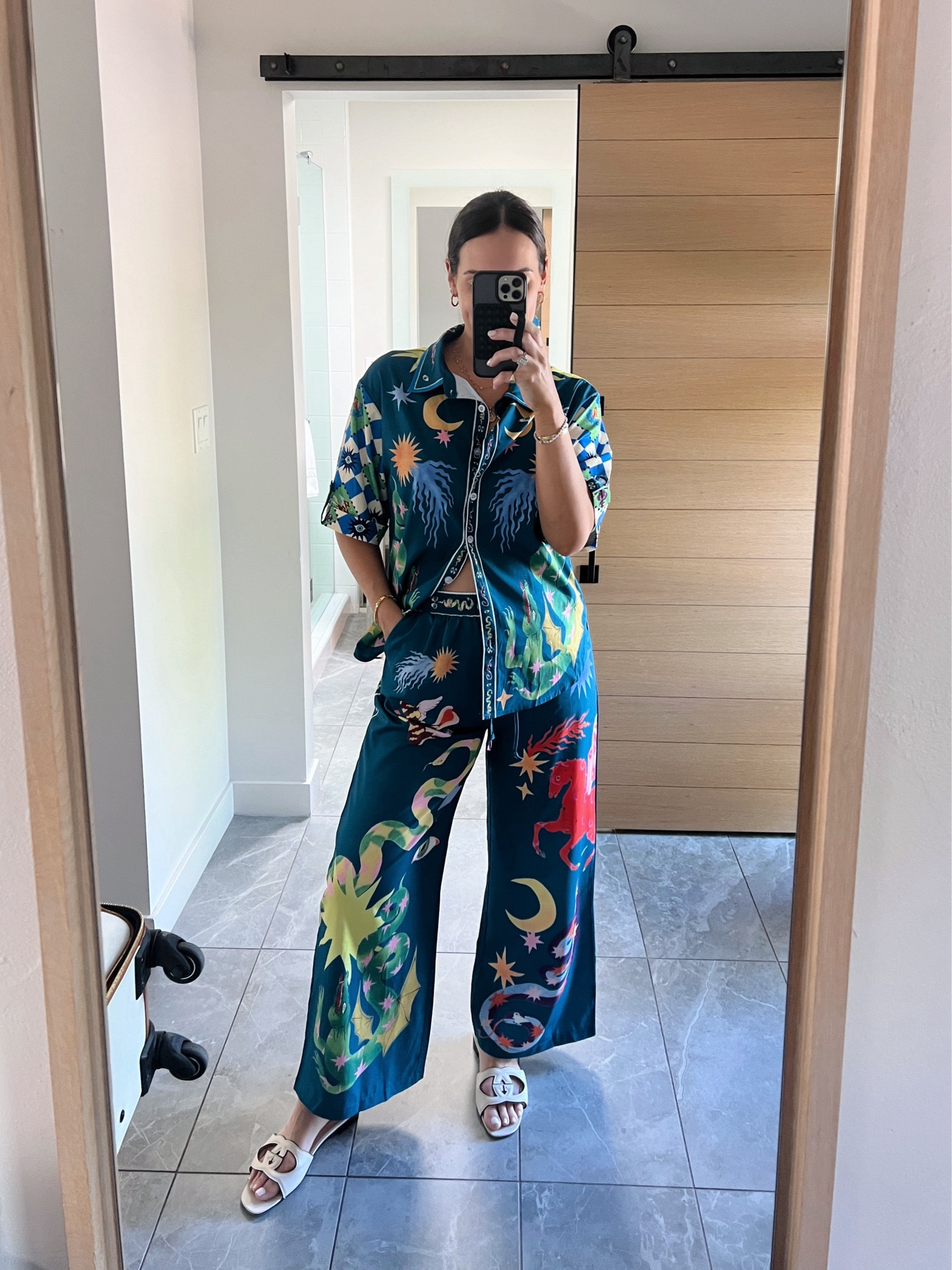 The $36.99 Amazon set that I’m loving! I sized up one size for baby bump but I think it runs TTS or size up for a loose look

#founditonAmazon

#LTKfindsunder50